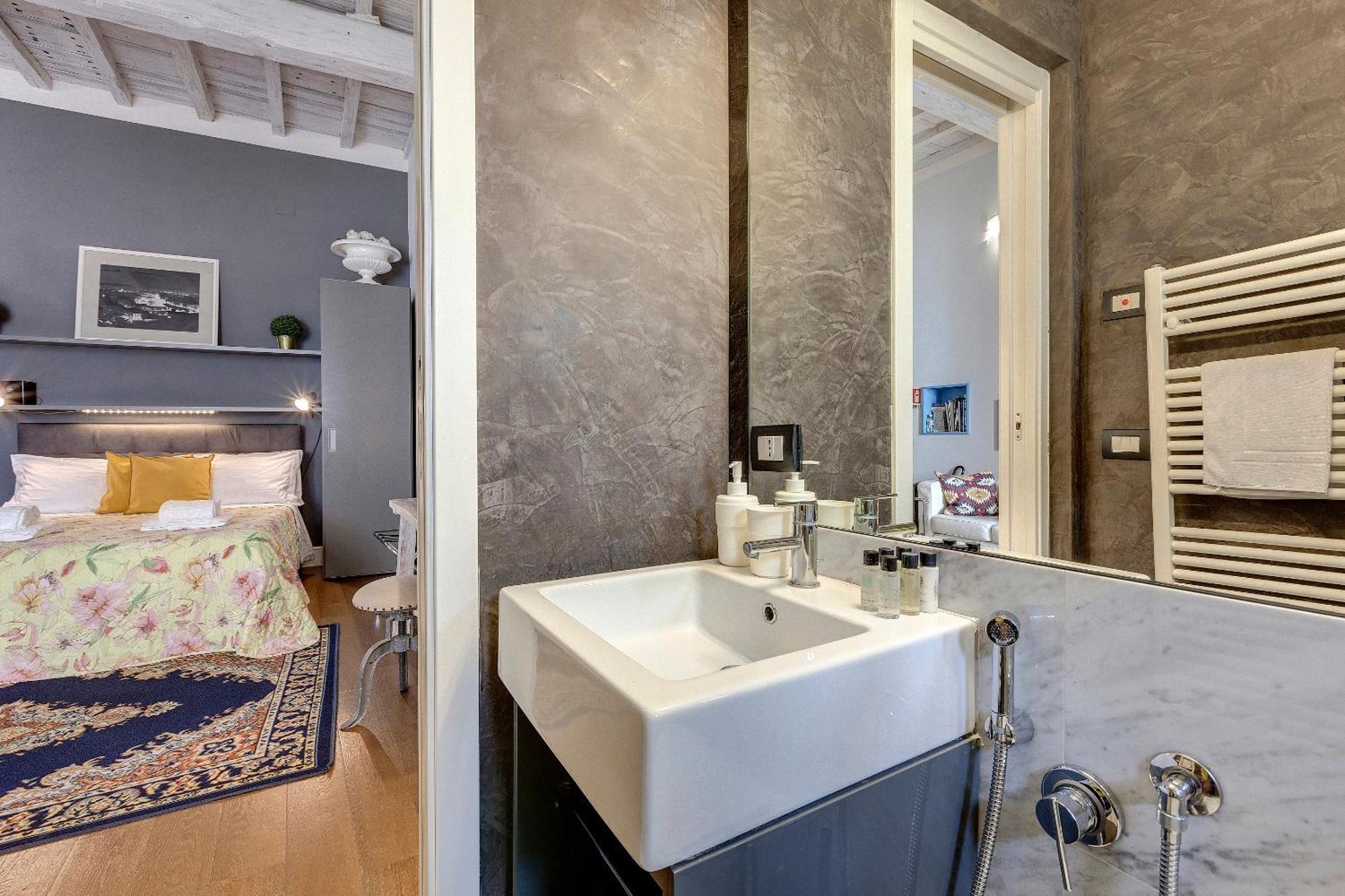 Apartment Santo Spirito Flat