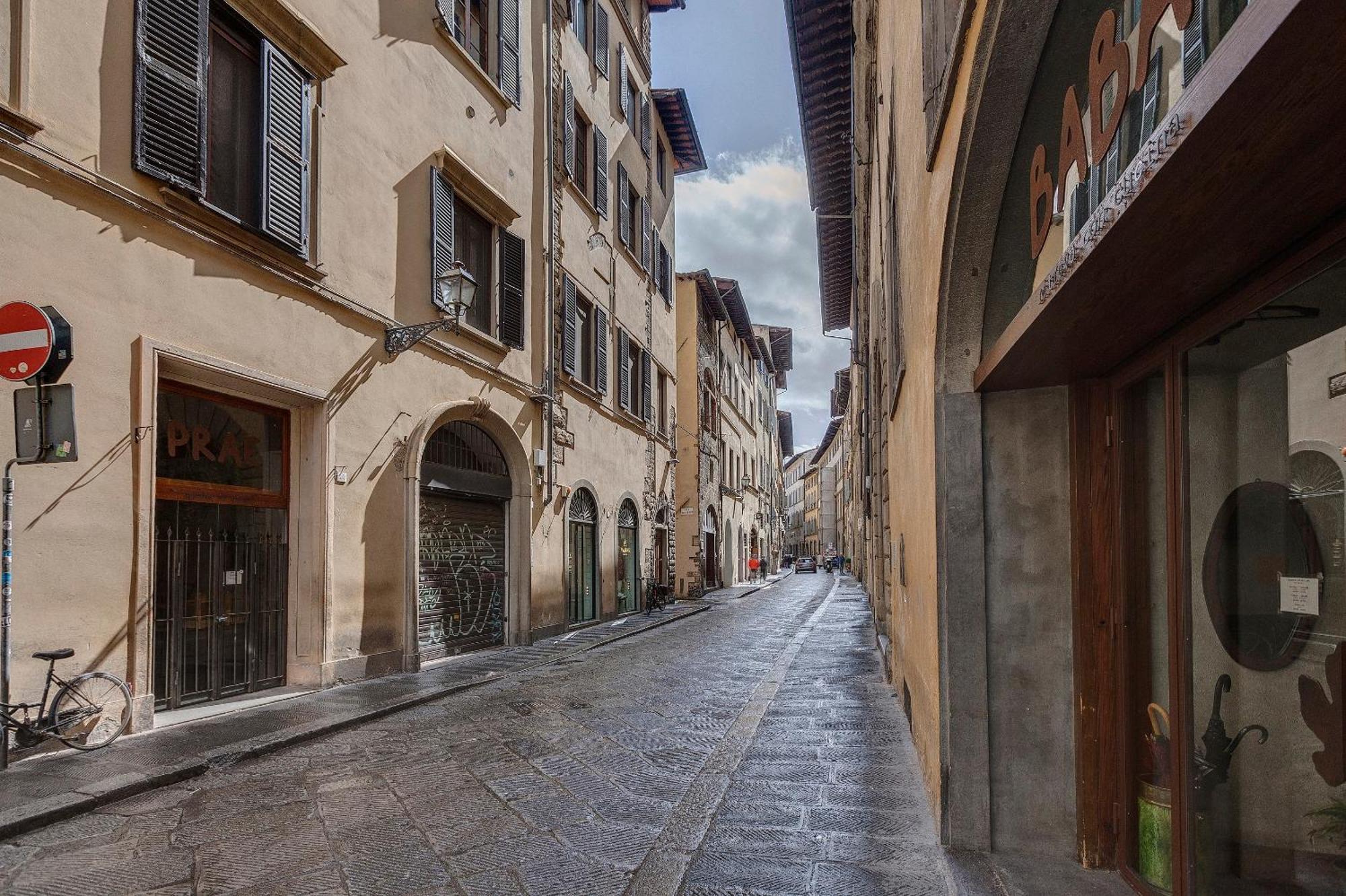 Santo Spirito Flat