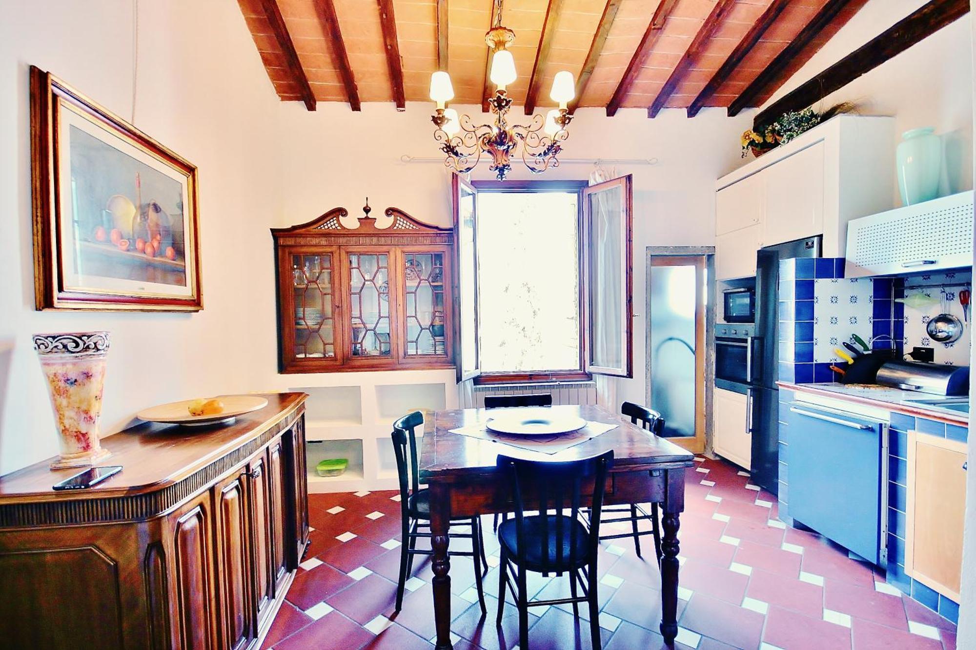 Apartment Typical In The Historic Centre