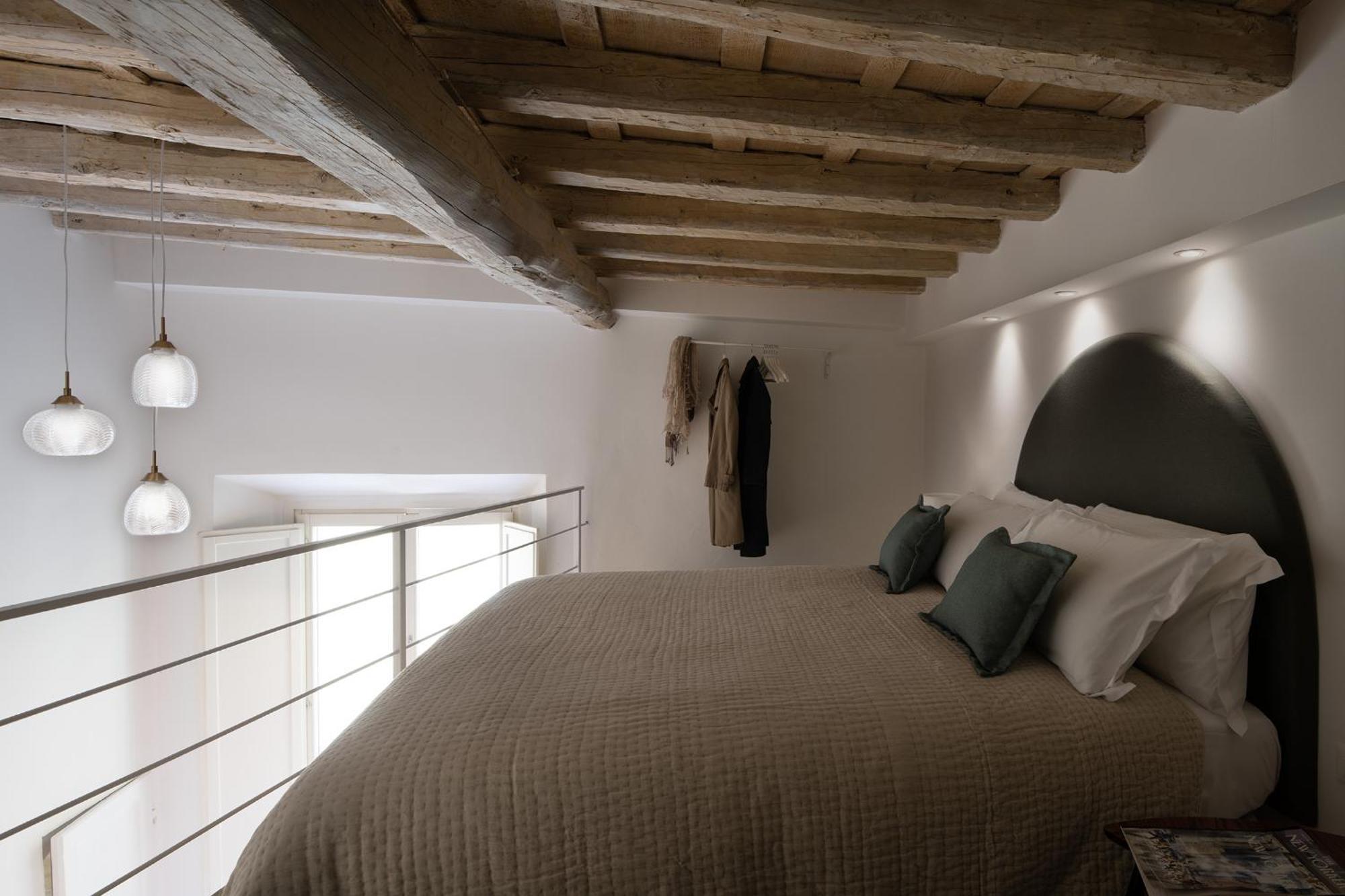 Bright 3-bedroom With Patio In Historic Center Near Duomo Appartement Florence