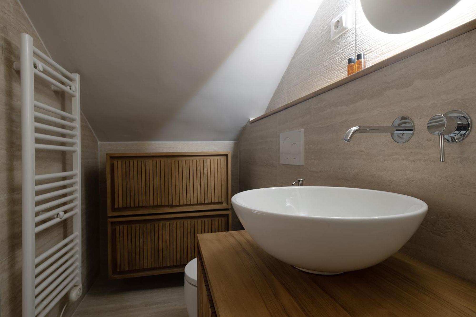 Bright 3-bedroom With Patio In Historic Center Near Duomo Appartement