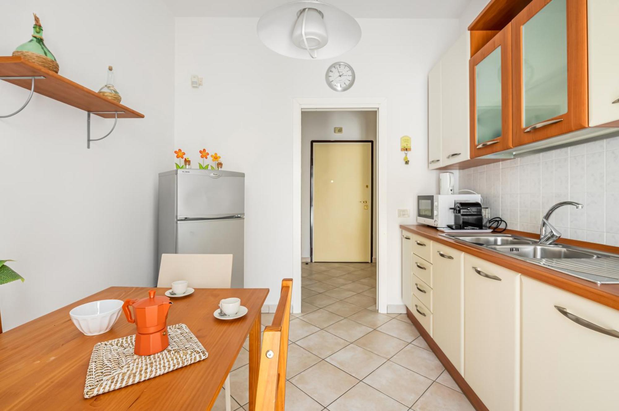 Quiet And Cozy With Balcony Appartamento