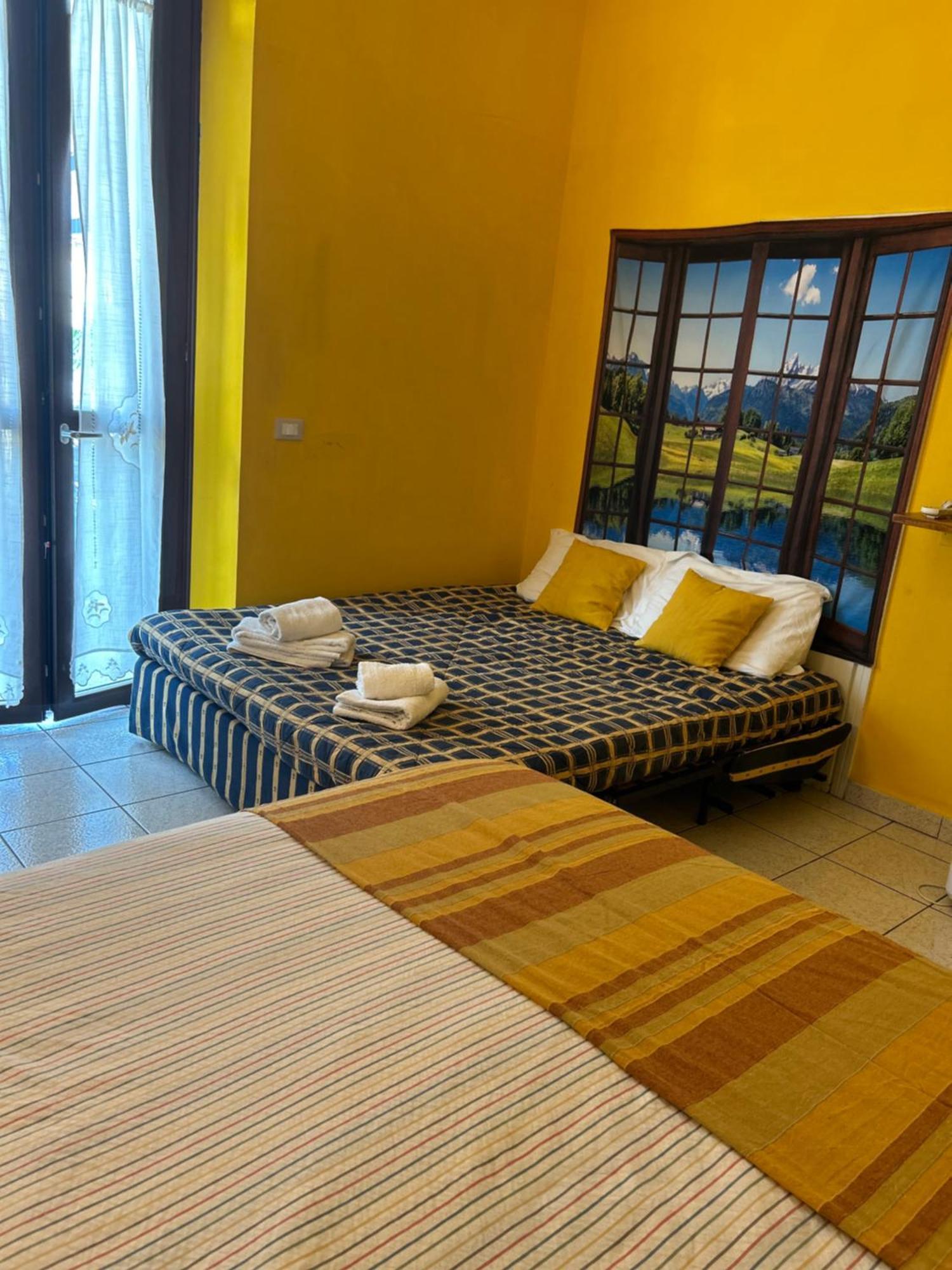 Amarelo House Apartamento