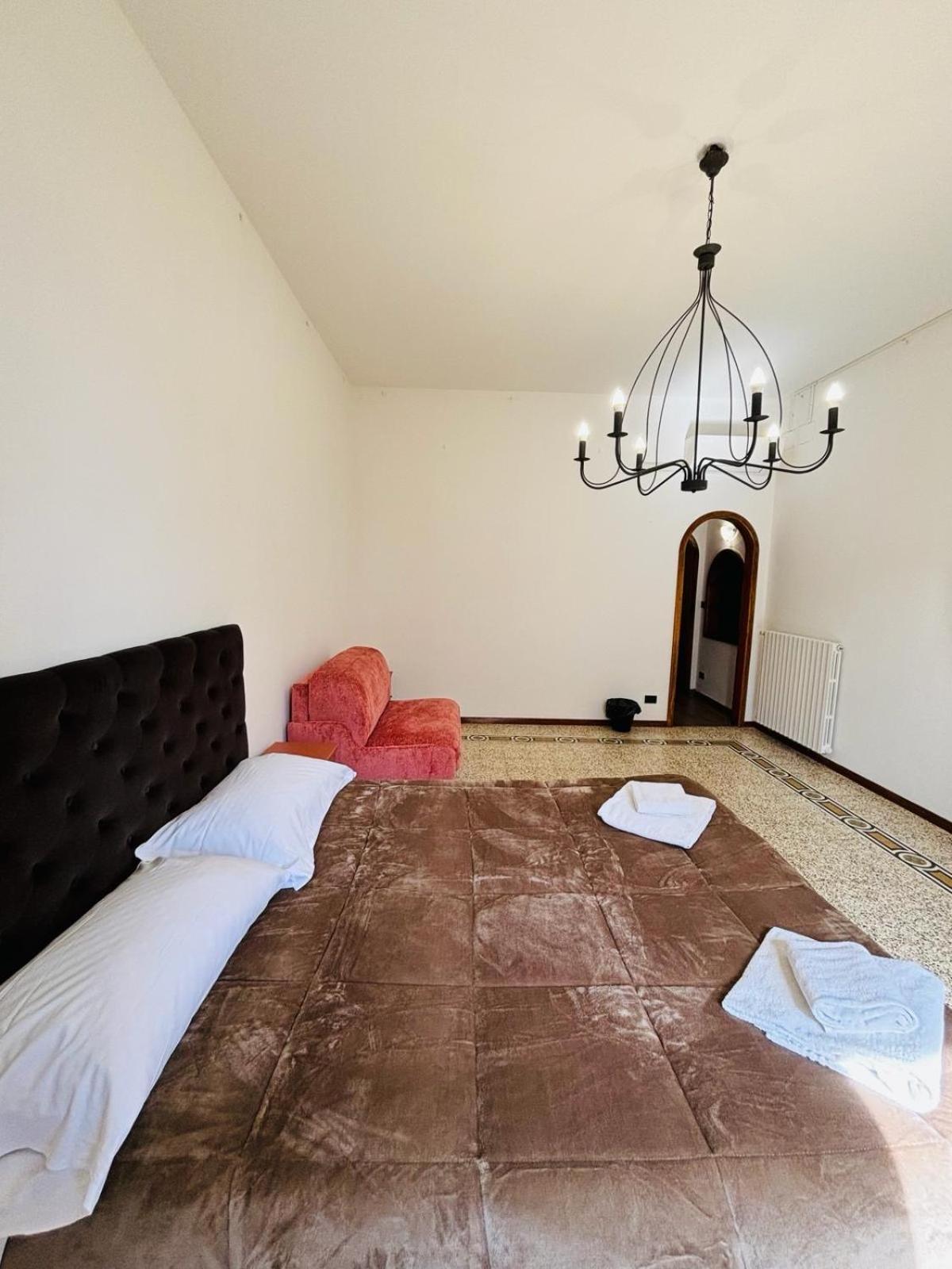 Couette-café Albizi Bnb
