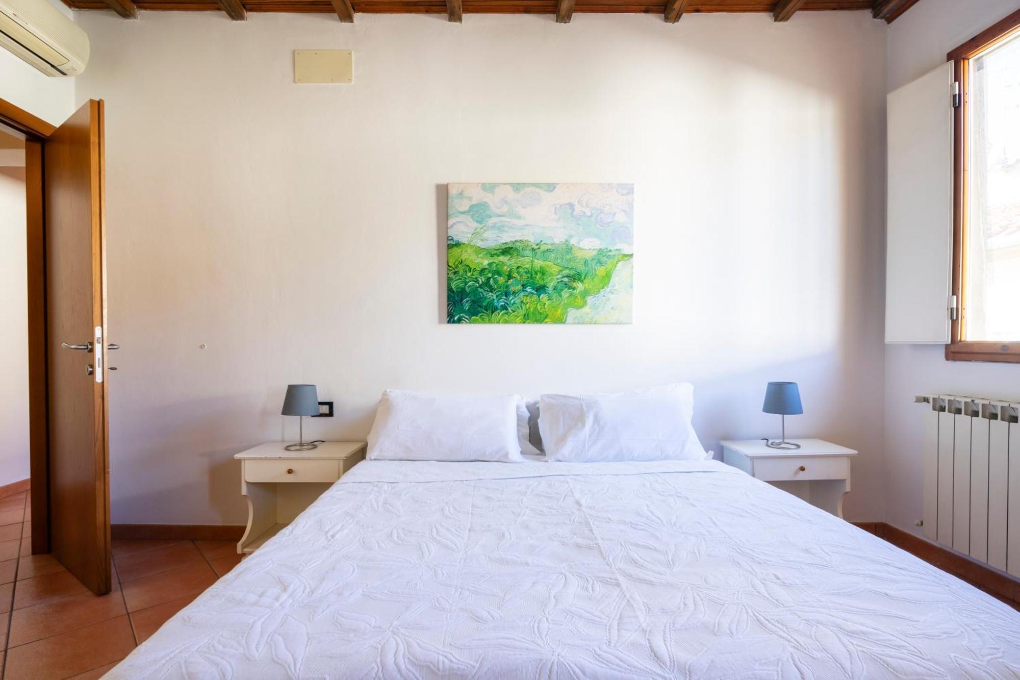 Appartement Faenza 91 *