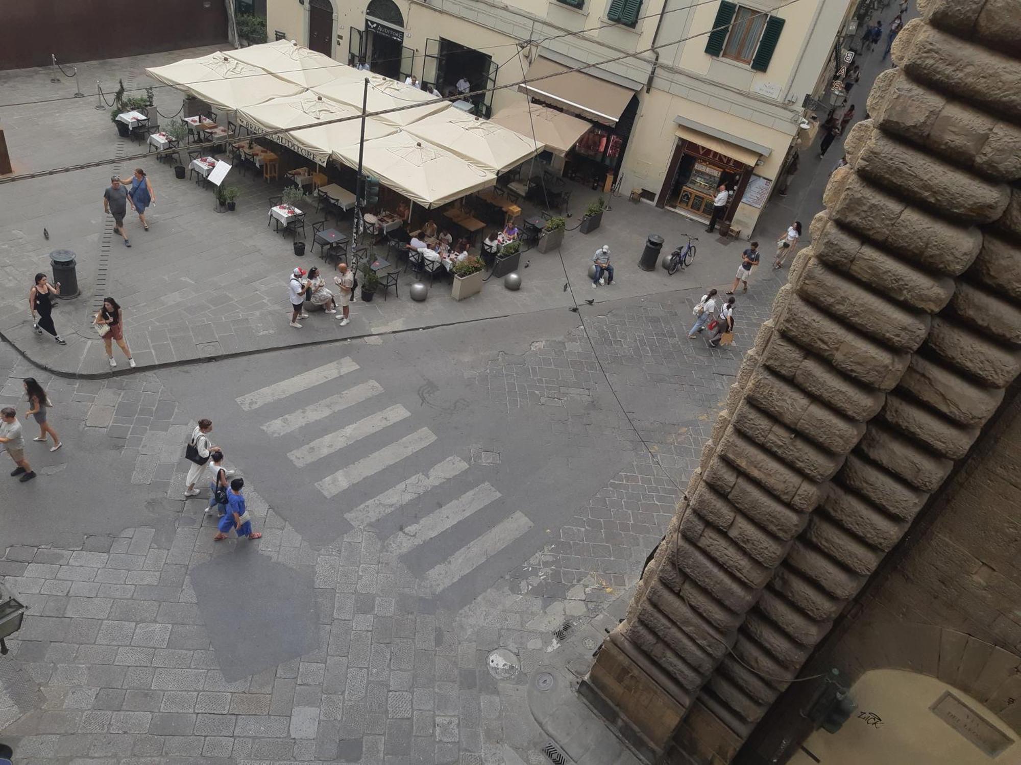 Amazing Corner Florence