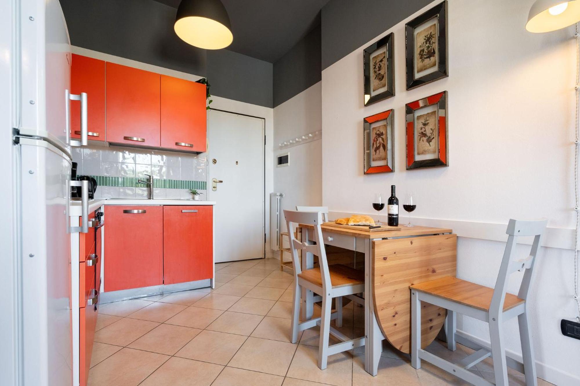 Via Lorenzo Di Credi 3 - Grazioso Con Vista, In Piazza Alberti Vicino Stadio, Nelson Mandela Forum E Con Parcheggio Di Fronte - Charming Appartement *