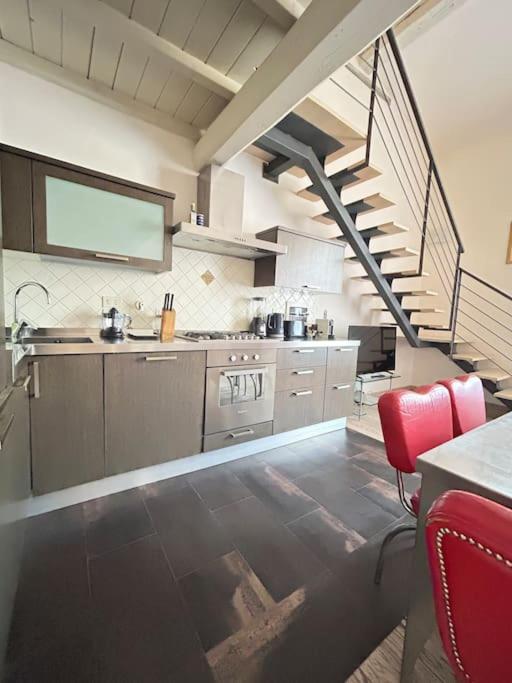 Apartment L'insolita 28 By Florencehospitality Com Florence
