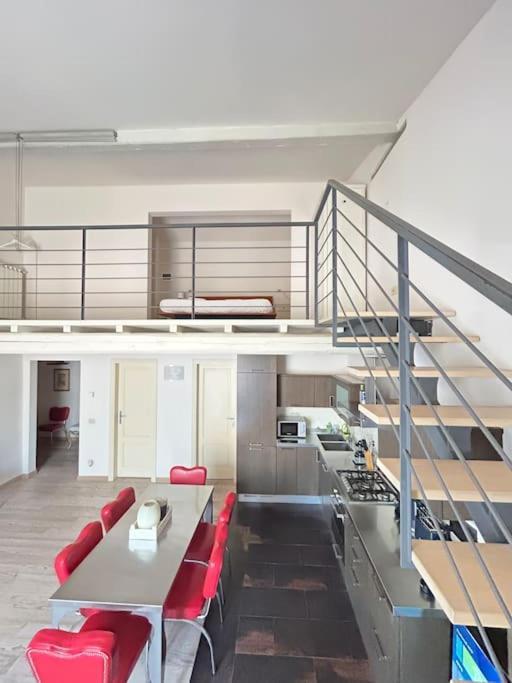 Apartment L'insolita 28 By Florencehospitality Com Florence