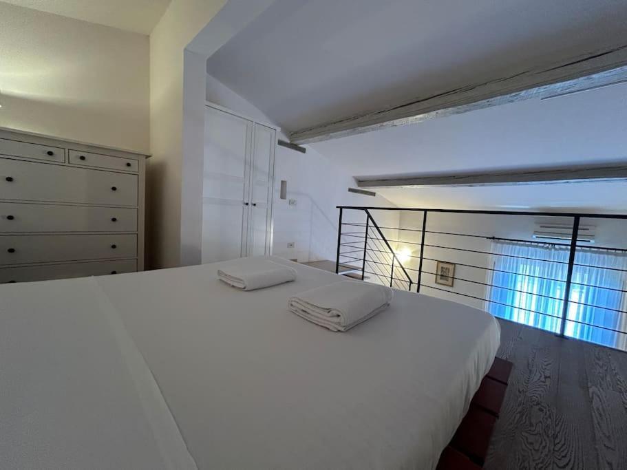L'insolita 28 By Florencehospitality Com Apartment Florence