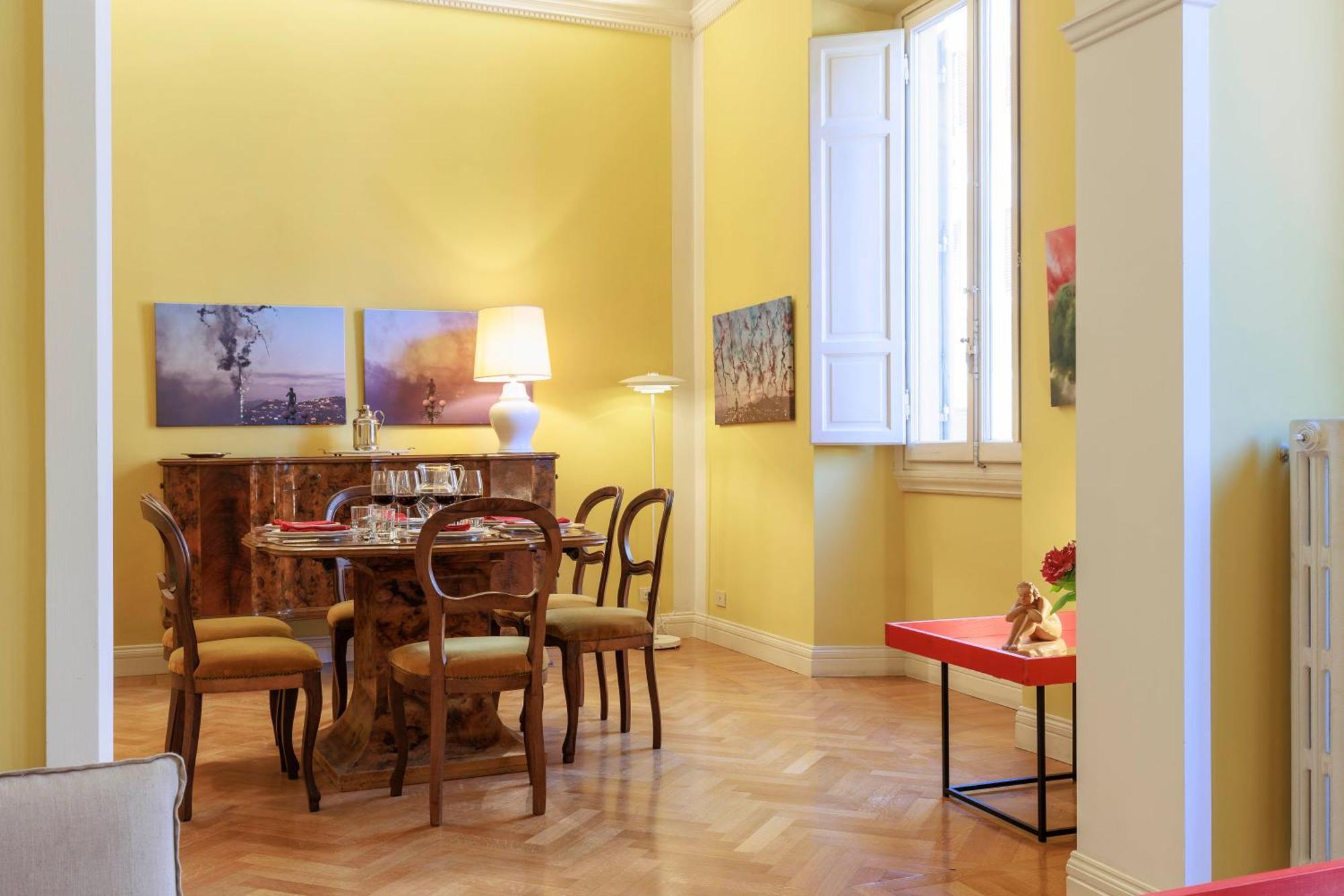 Huge With Private Garden Appartement Florence