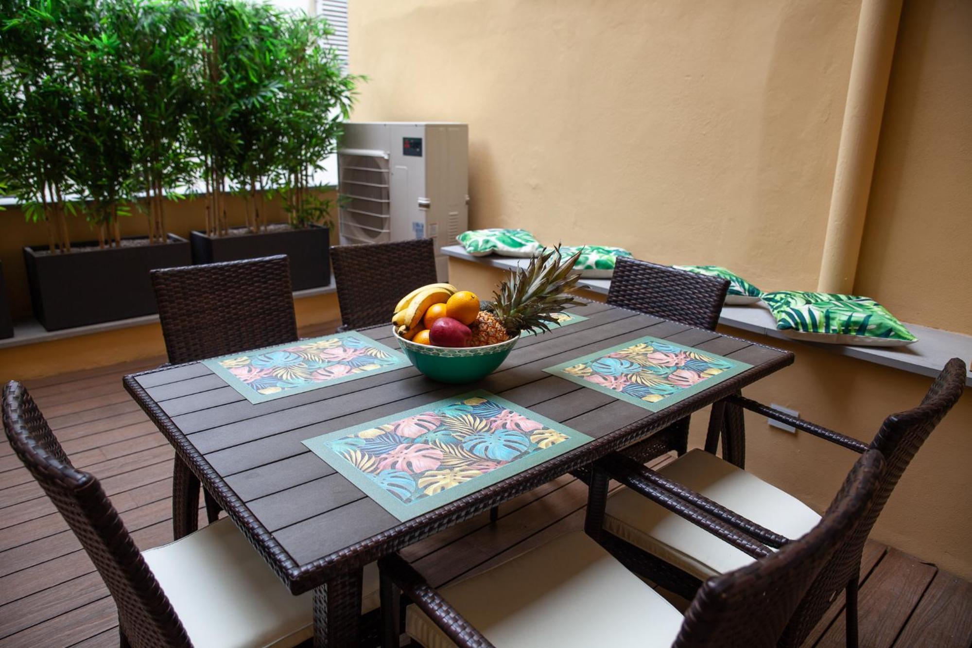 Florentine Jungle Large Terrace Near The Station Appartement