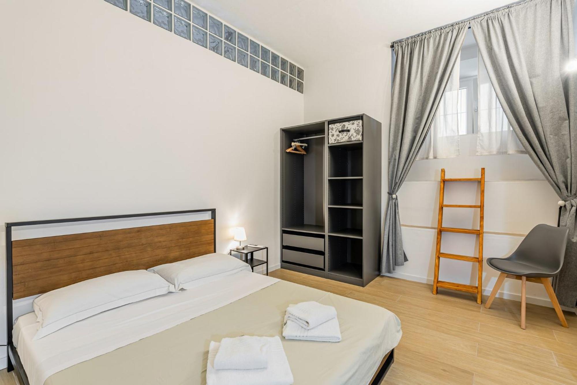 Giardino Della Fortezza Modern X6 With Patio Apartment Florenz