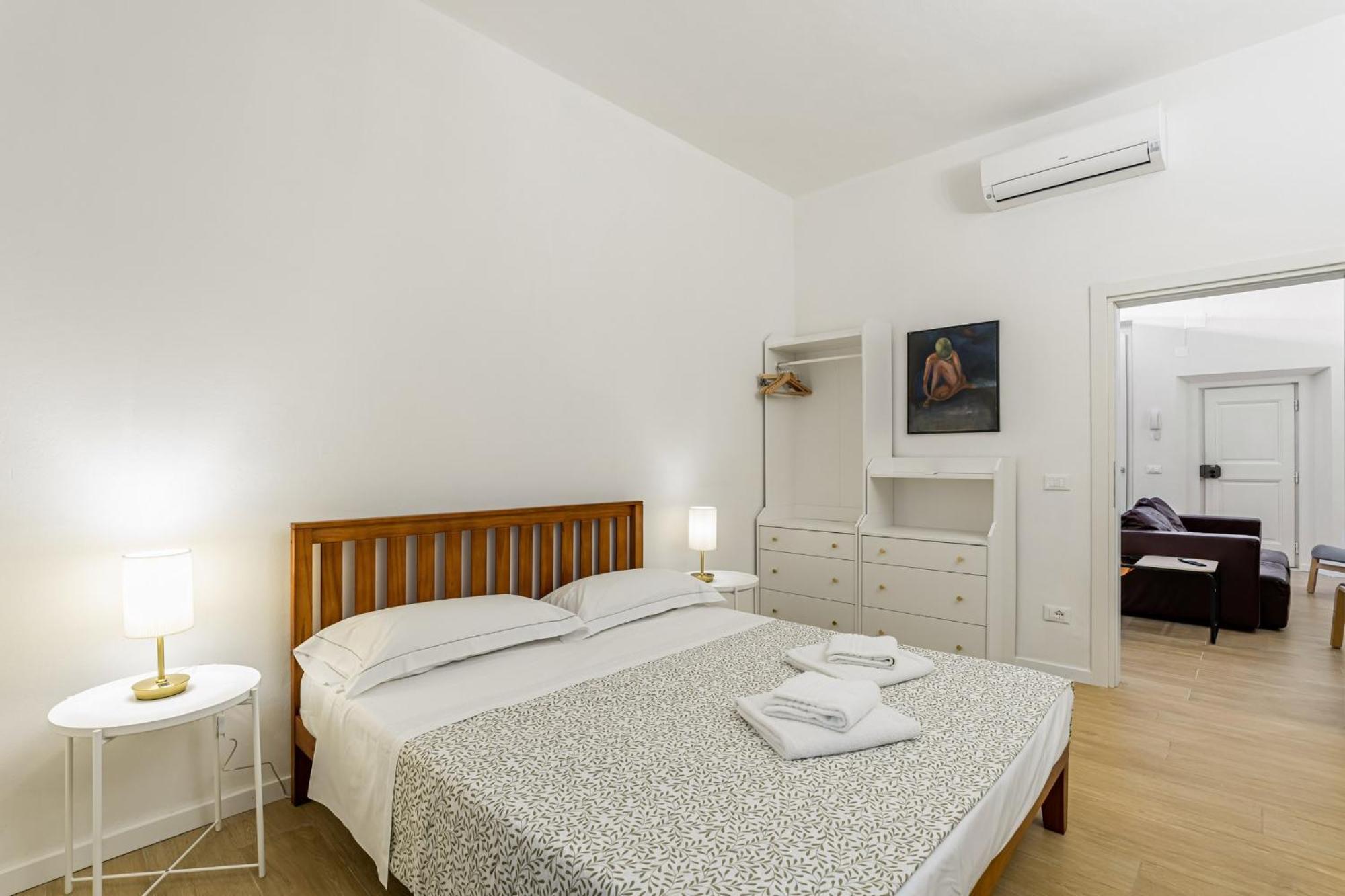 Giardino Della Fortezza Modern X6 With Patio Apartment Florenz