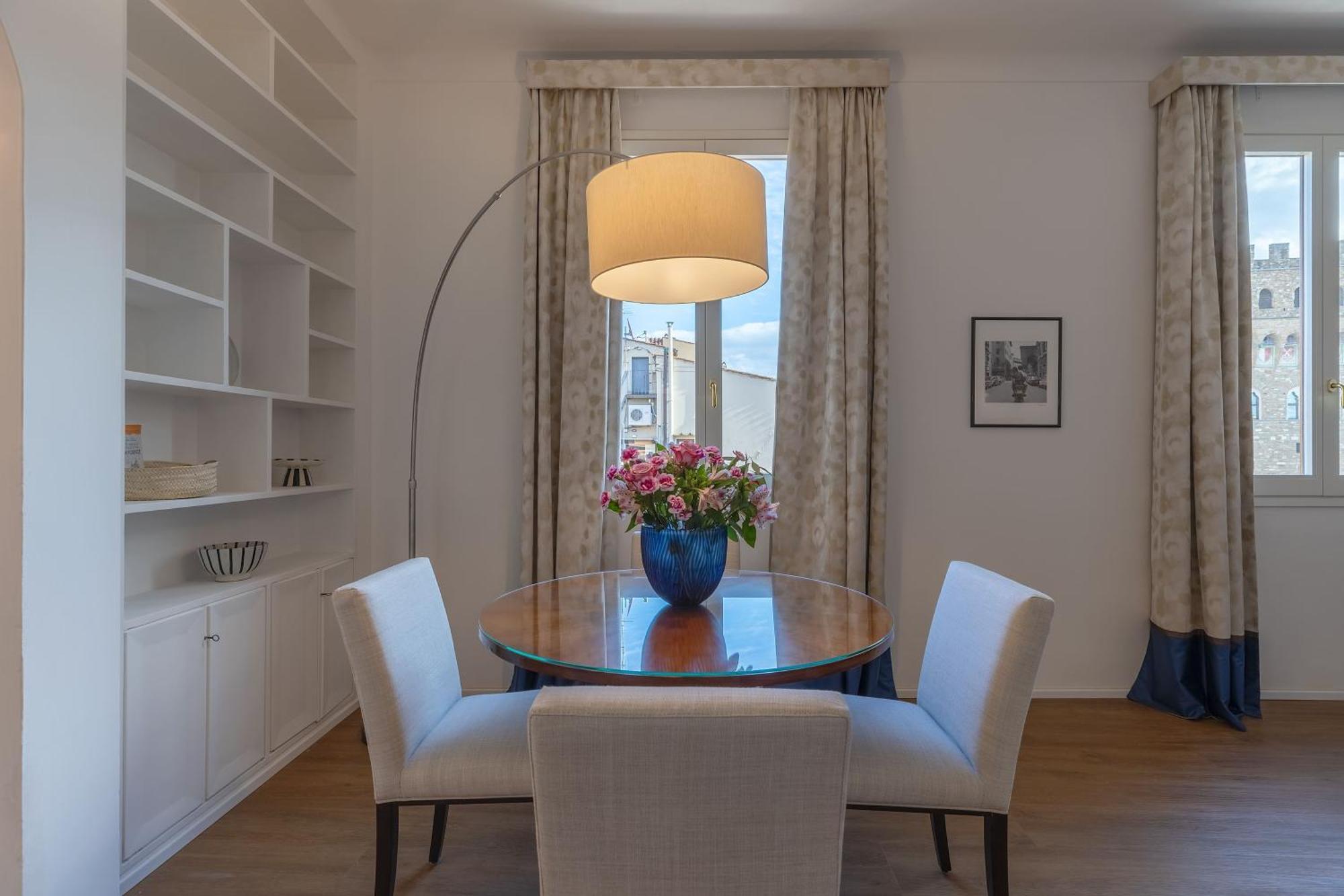 Dora Penthouse Uffizi View Appartement *