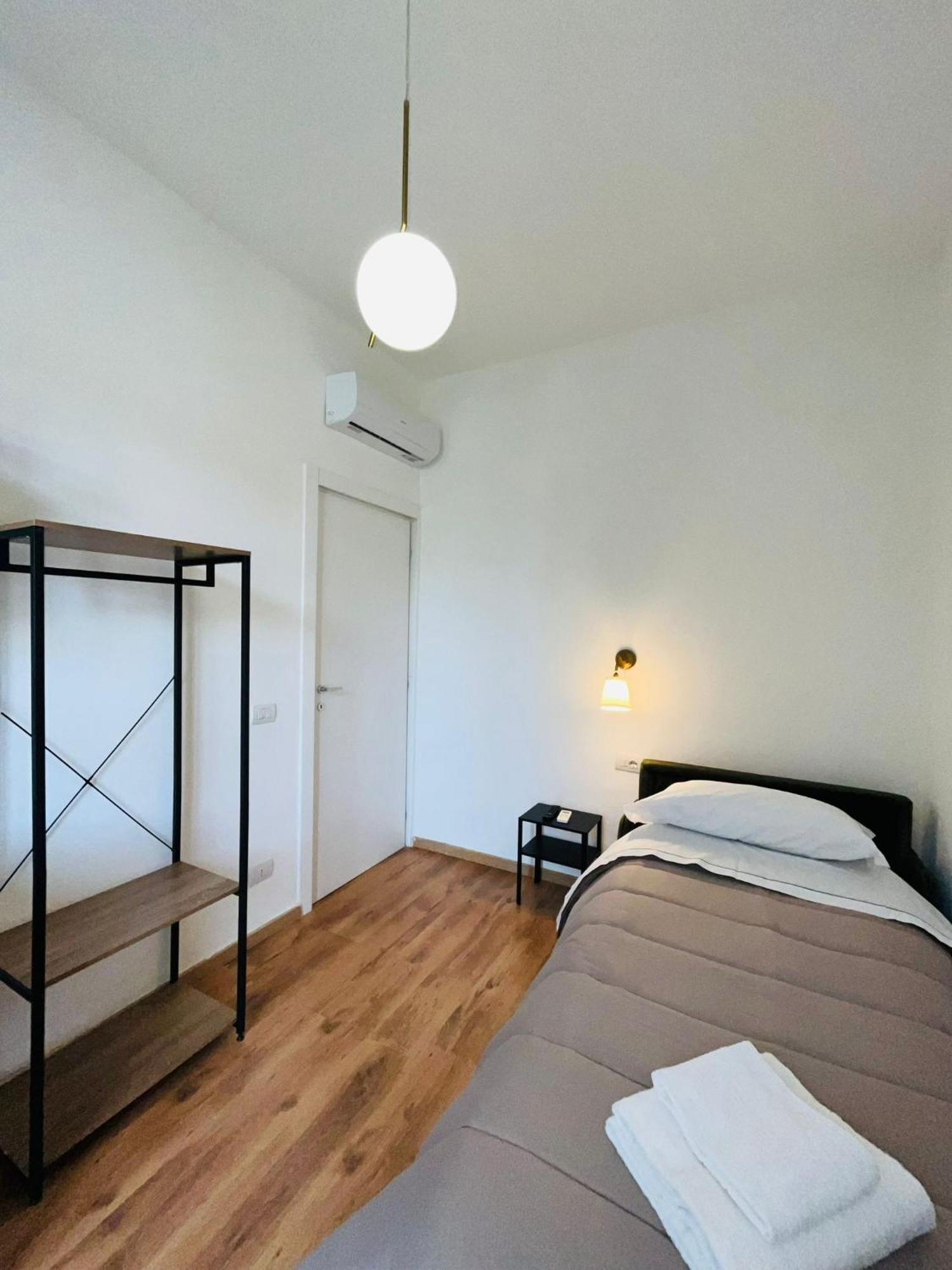 Oriani Bnb Bed & Breakfast *