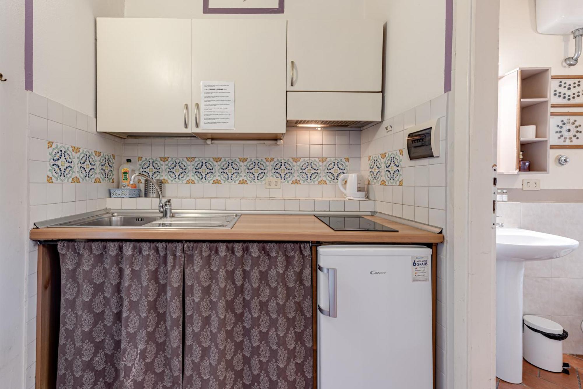 Violet Flat, San Gallo Apartment Florence