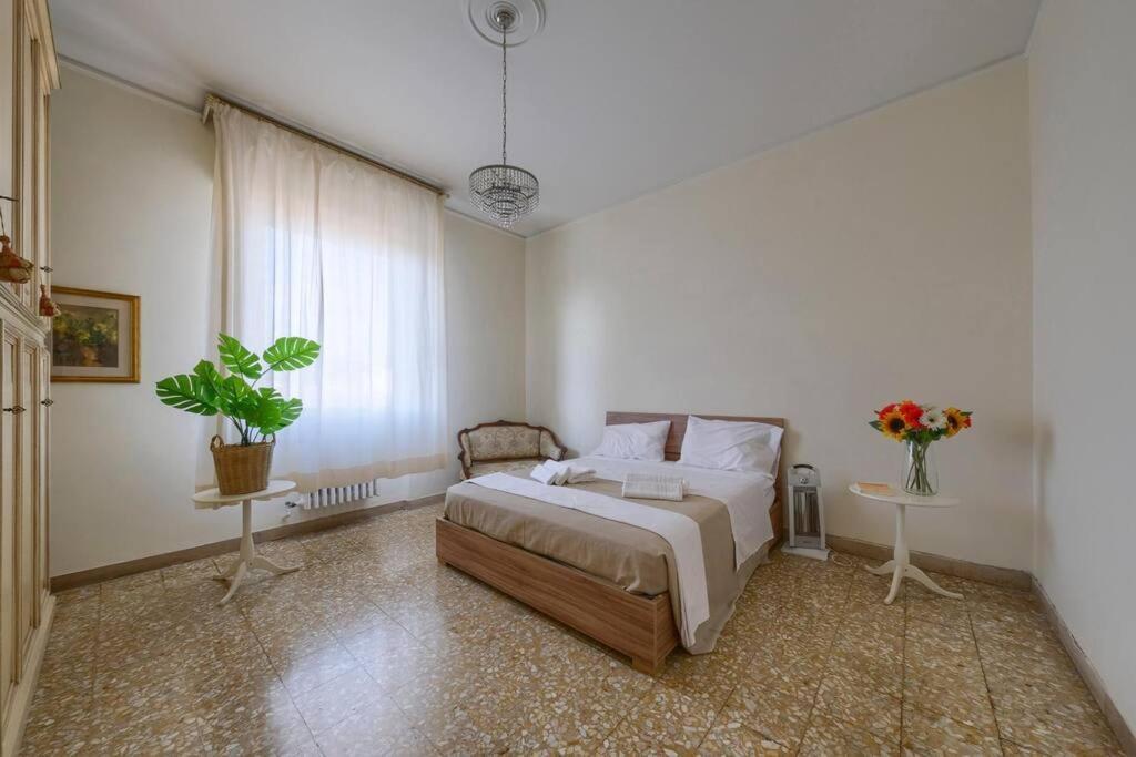 Esclusivo Fiorentino 120mq Netflix, Ac Apartment