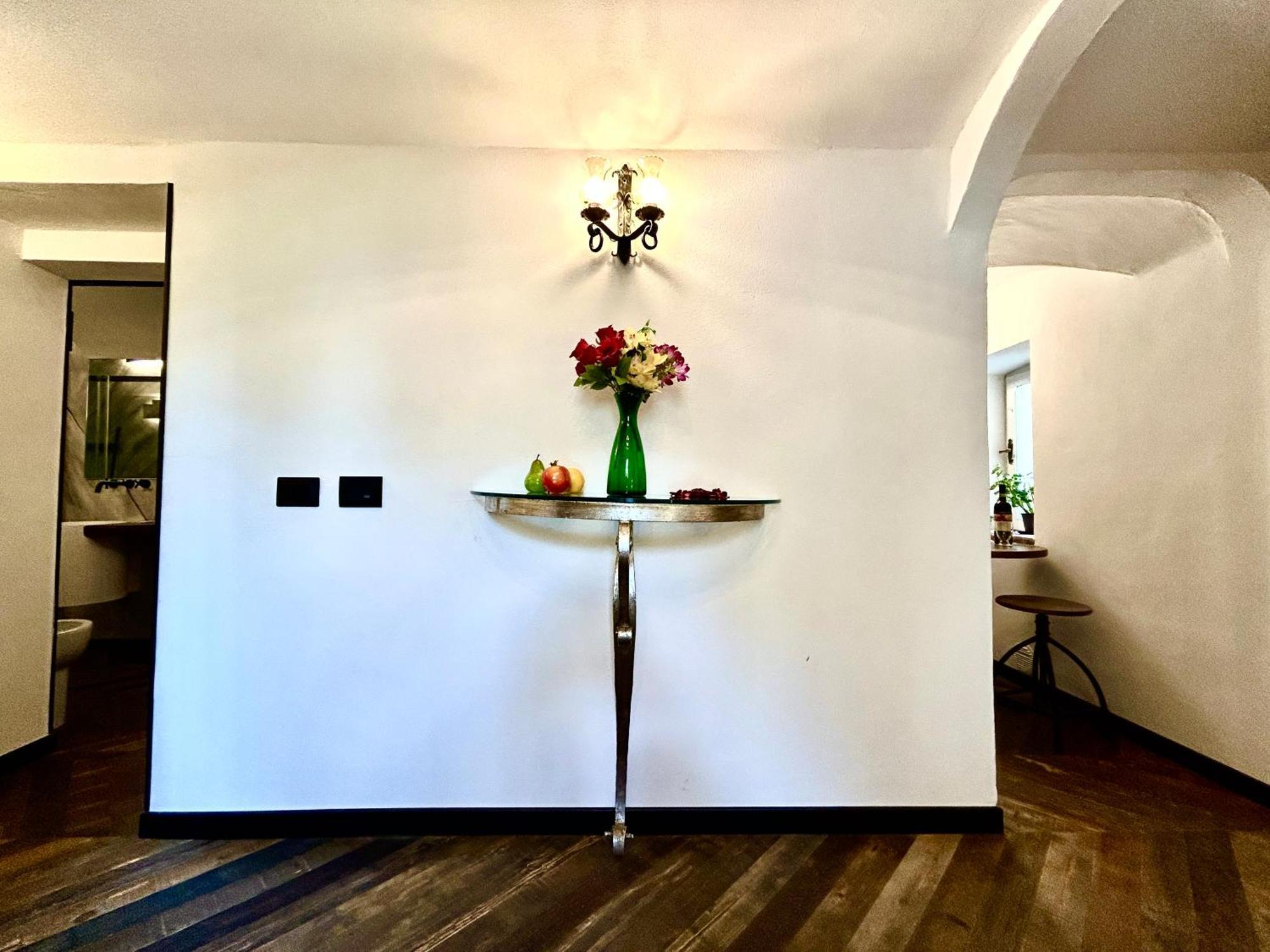Torre Elvira Apartment