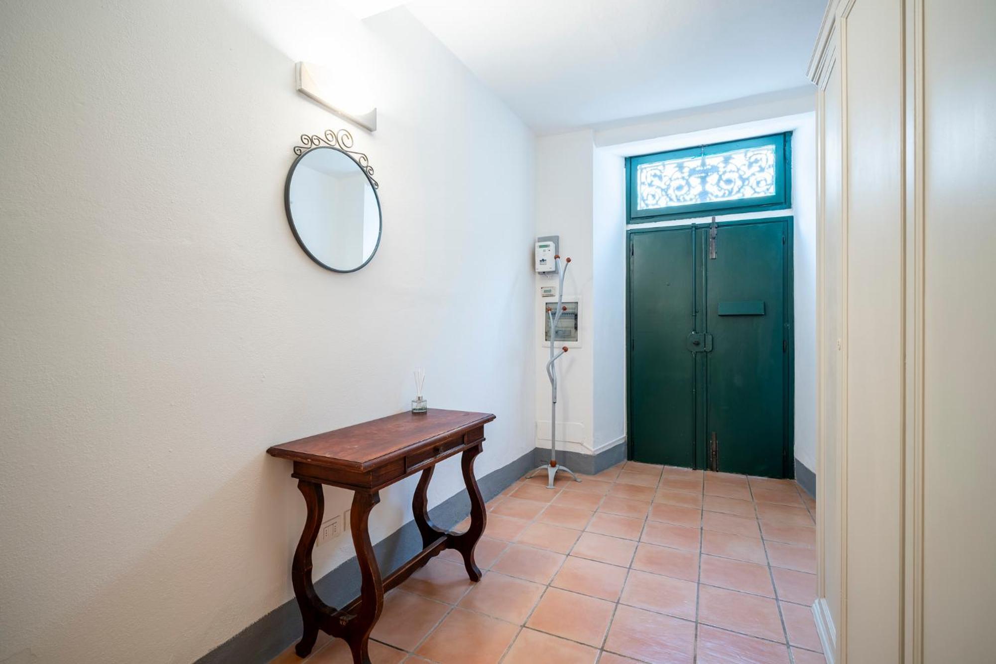 Station With Garden Apartamento Florença