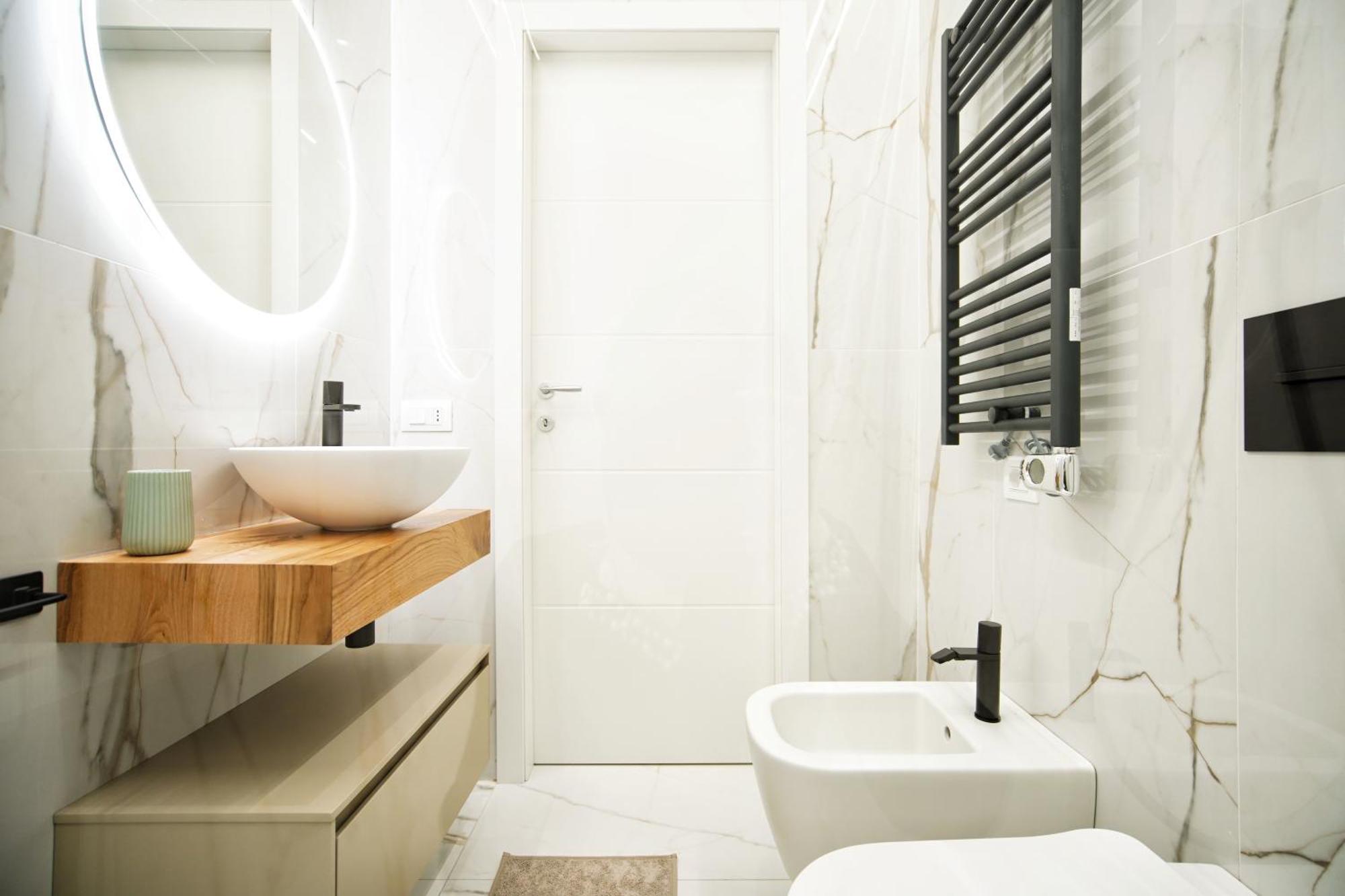Lux Center, 2camere, 2bagni, Train Station Smn Appartement *