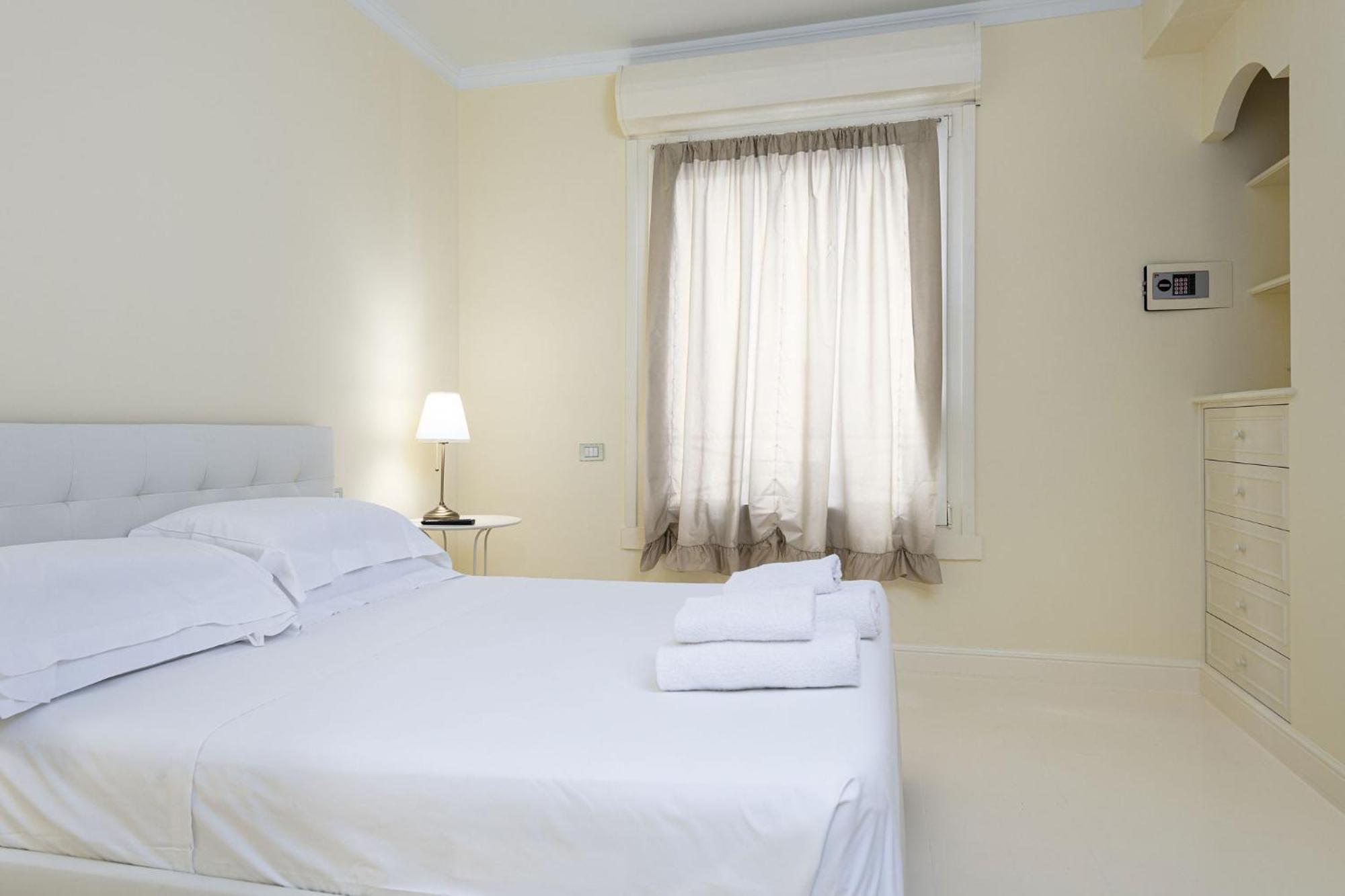 Unyca - Luxury * Firenze