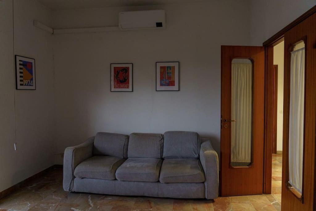 Fanciful 2-br Outside Ztl *
