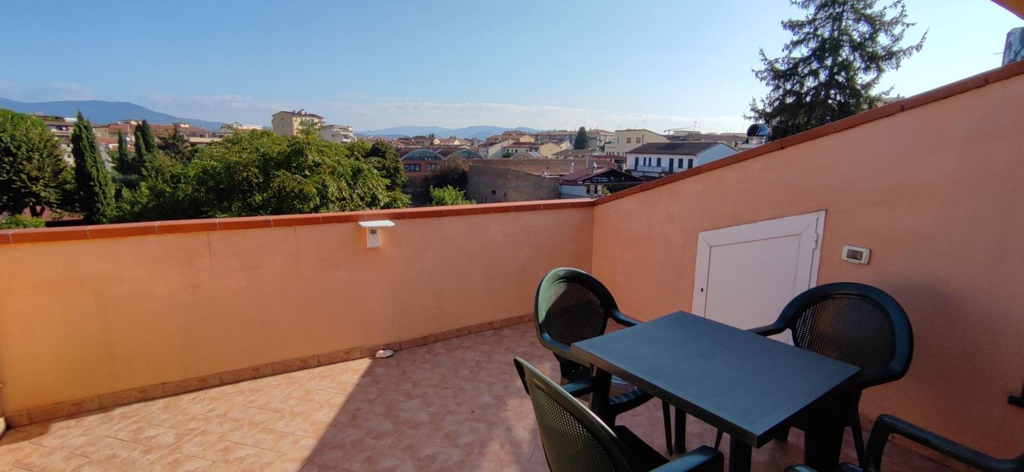 Apartment Lucy's House Per Locazione Turistica Florenz
