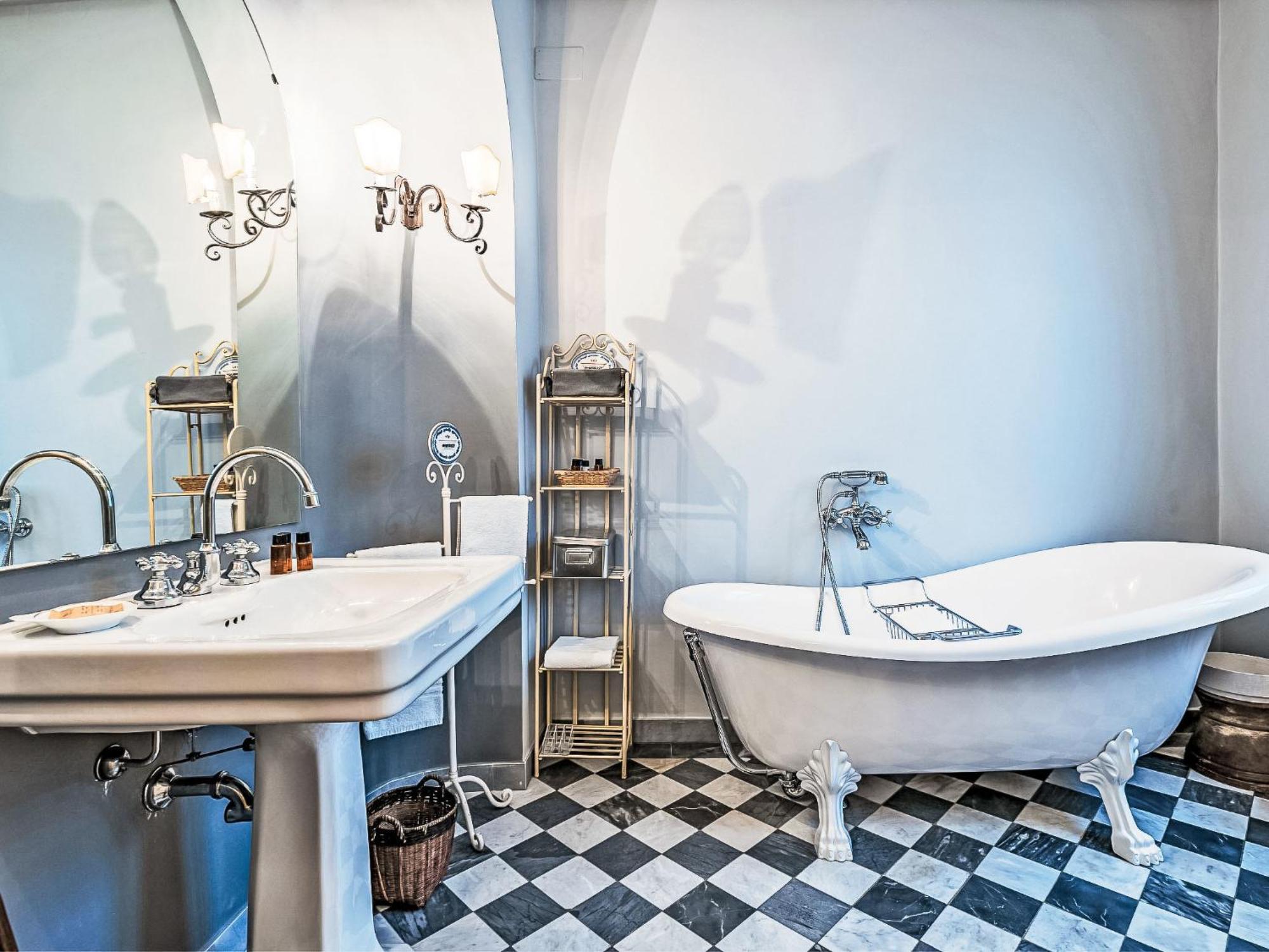 Dimora Del Palazzo Aldobrandini Del Papa By Interhome