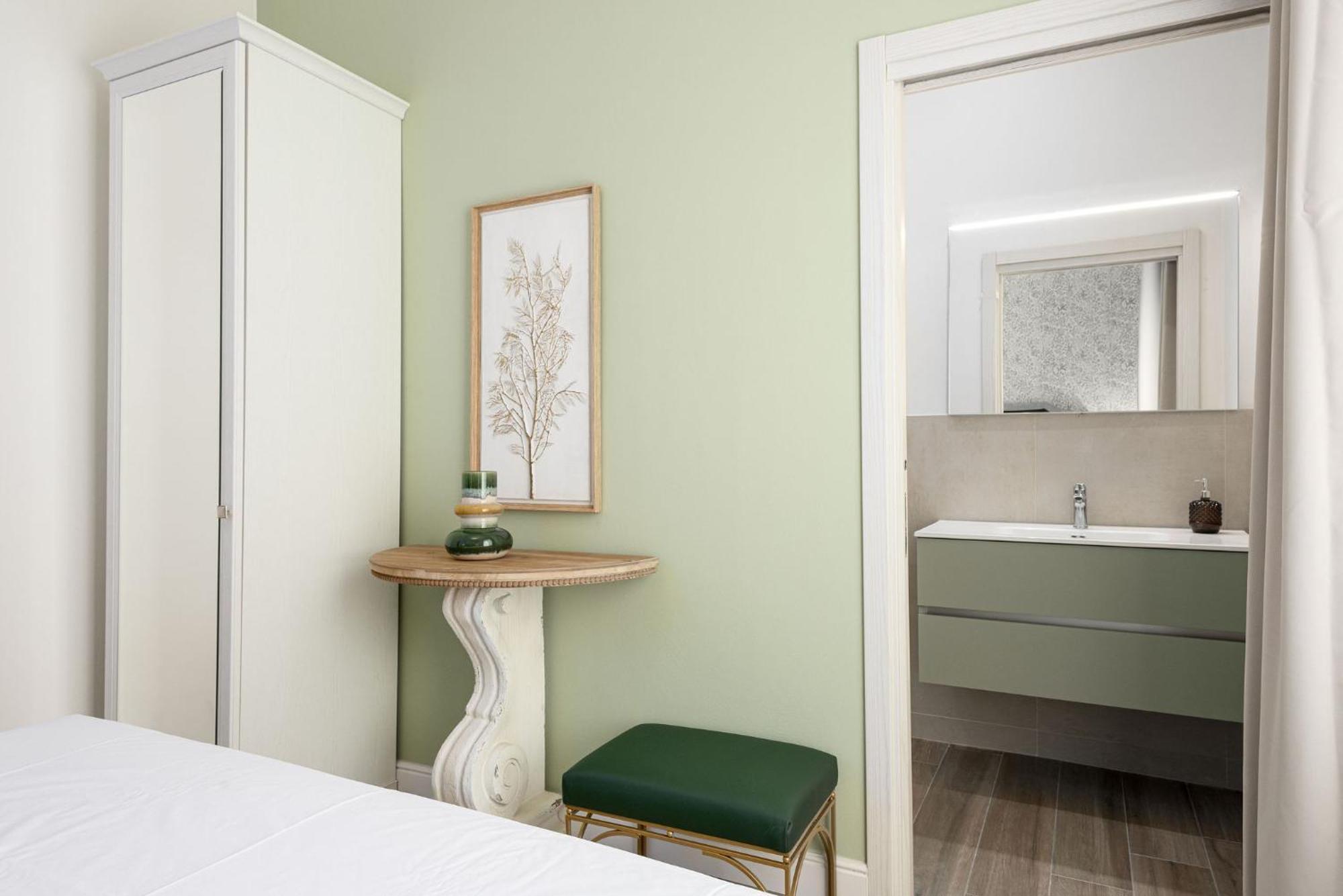 Mazzini 34 Collection * Florence