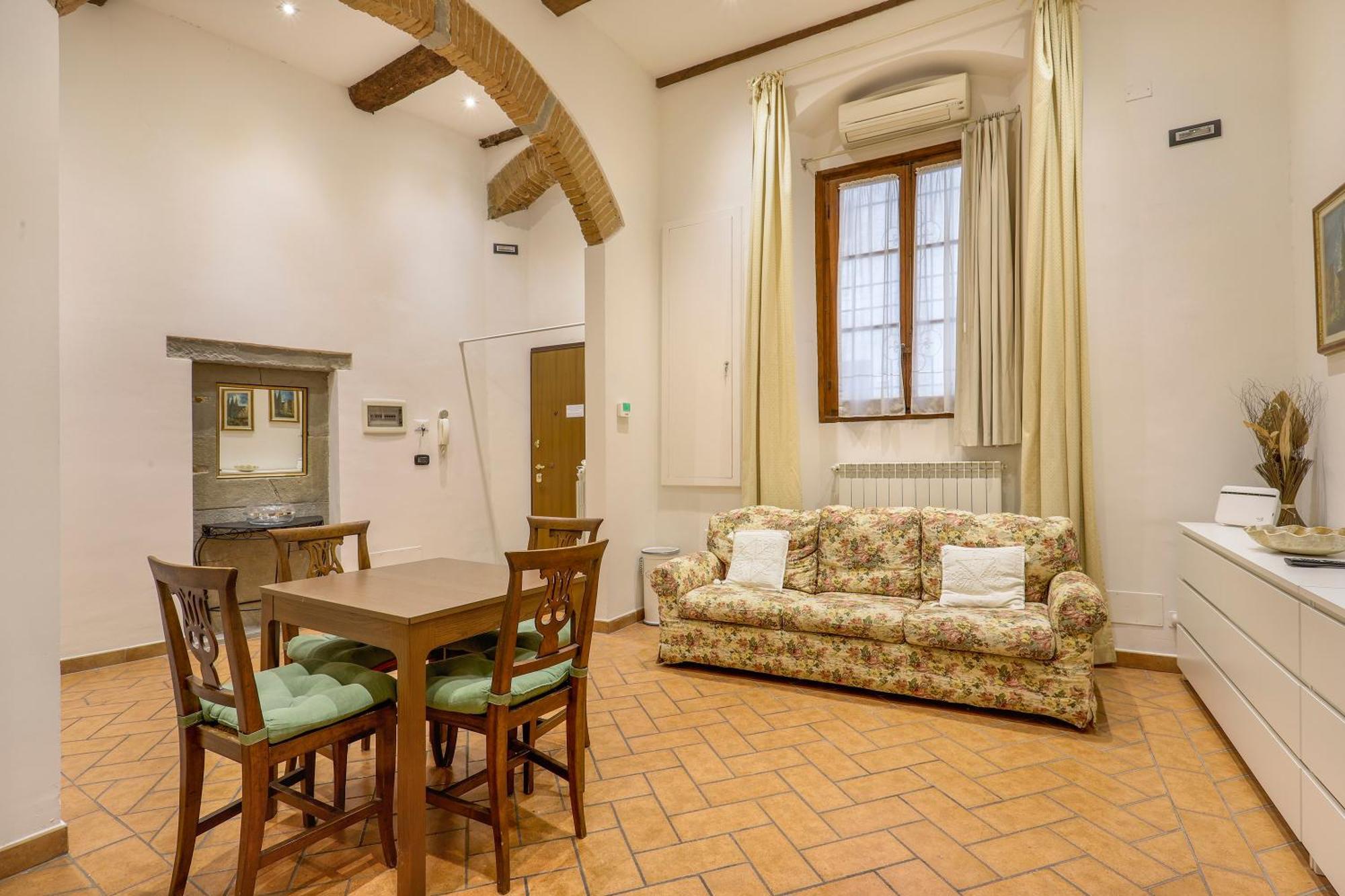 Ground Floor * Florenz
