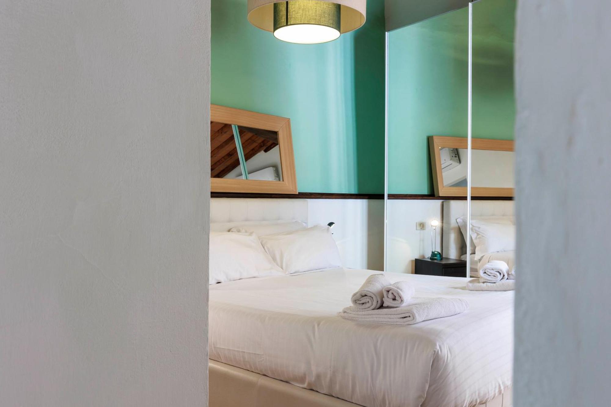 Santa Maria Novella Elegant Apartment Florence