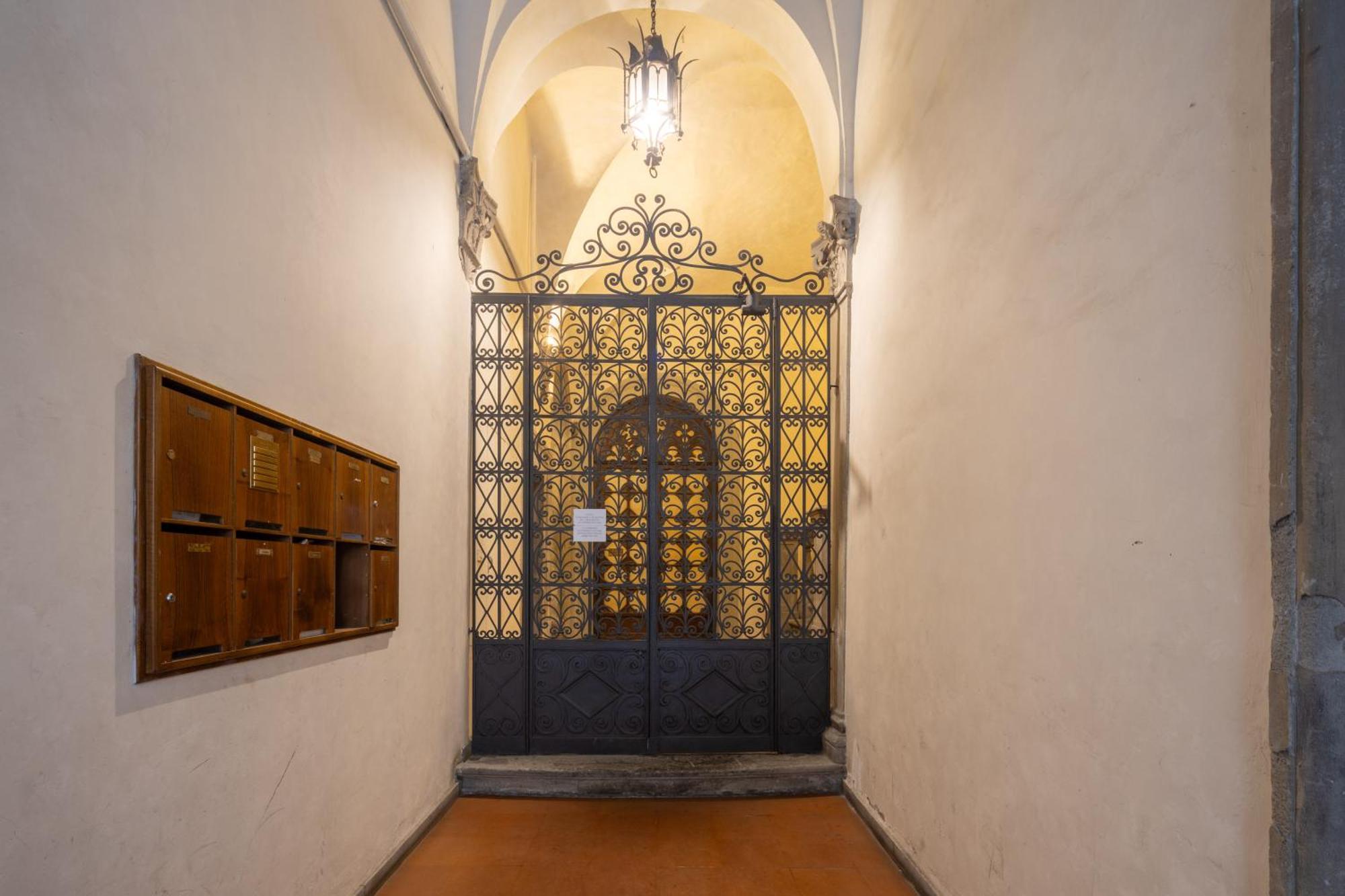 Appartement Santo Spirito Dimora Storica - 5 Minuti Ponte Vecchio - Centro