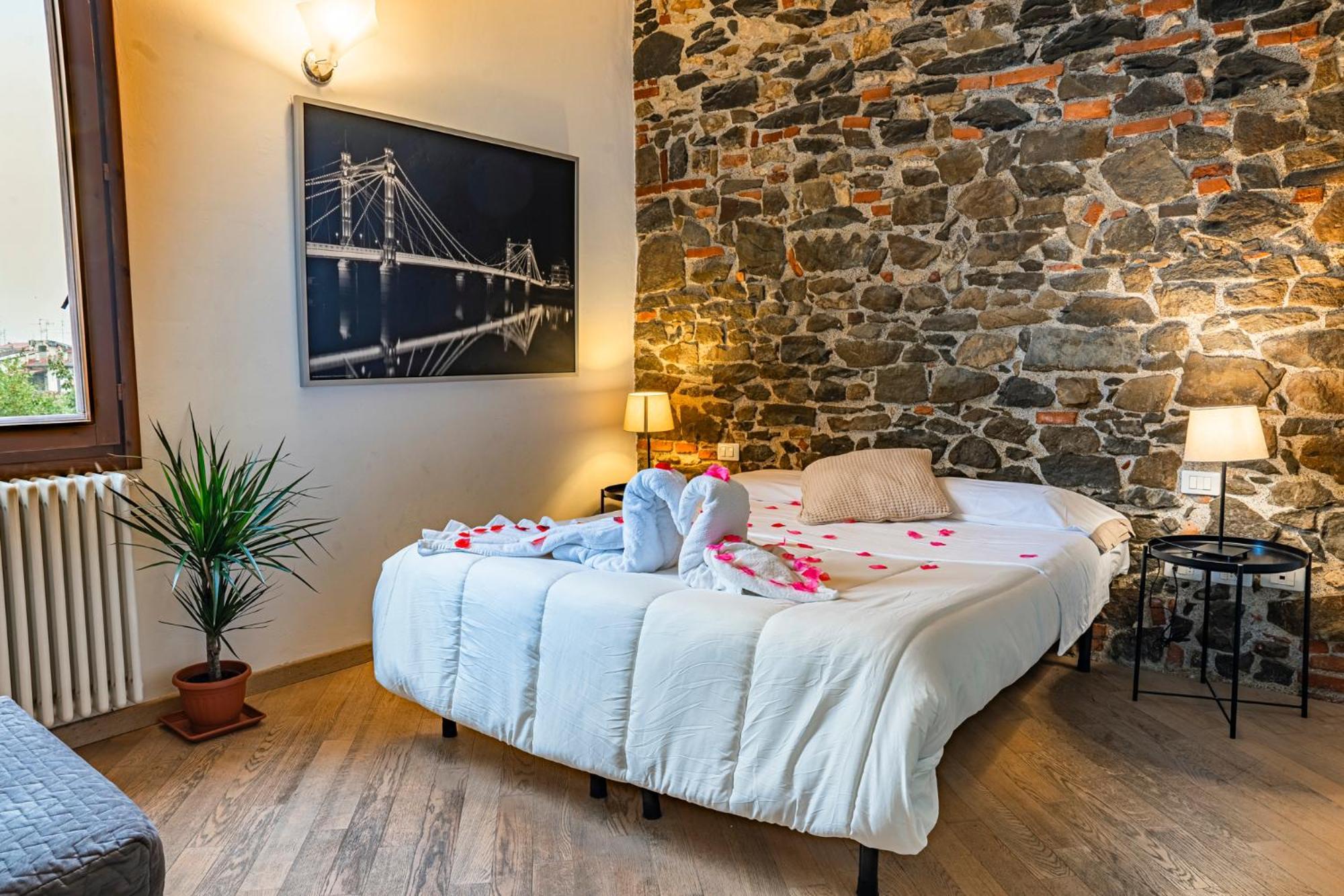 Deluxe Apt+private Parking * Florence