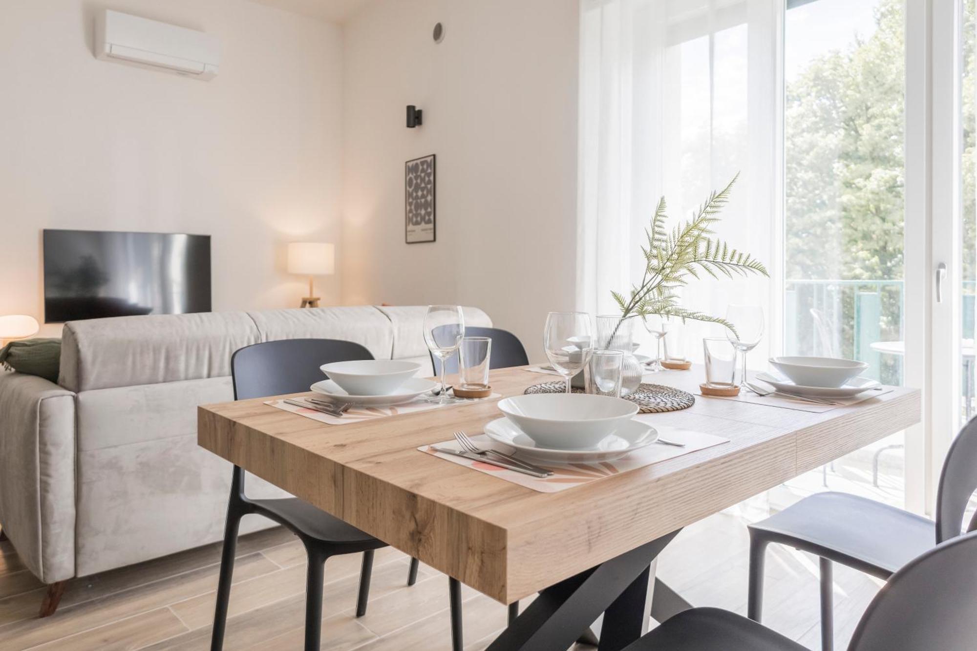 Leopoldo Cozy Loft - Tram, Air C, Netflix *