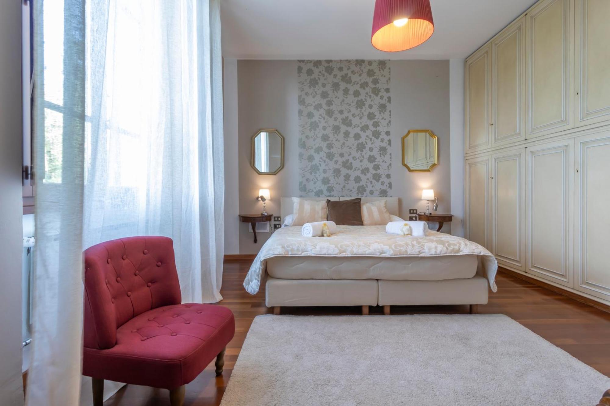 Lia - In With Private Garden And Pool Holiday home