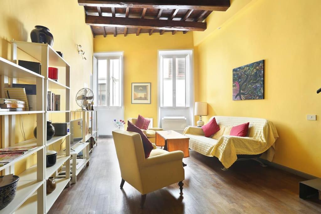 Appartement Relax Like Home, Via Ricasoli 6, Next To The Duomo Of