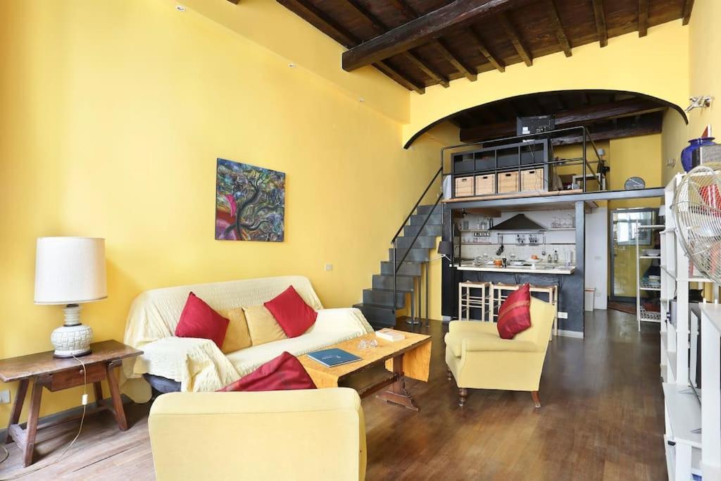 Relax Like Home, Via Ricasoli 6, Next To The Duomo Of Appartement *