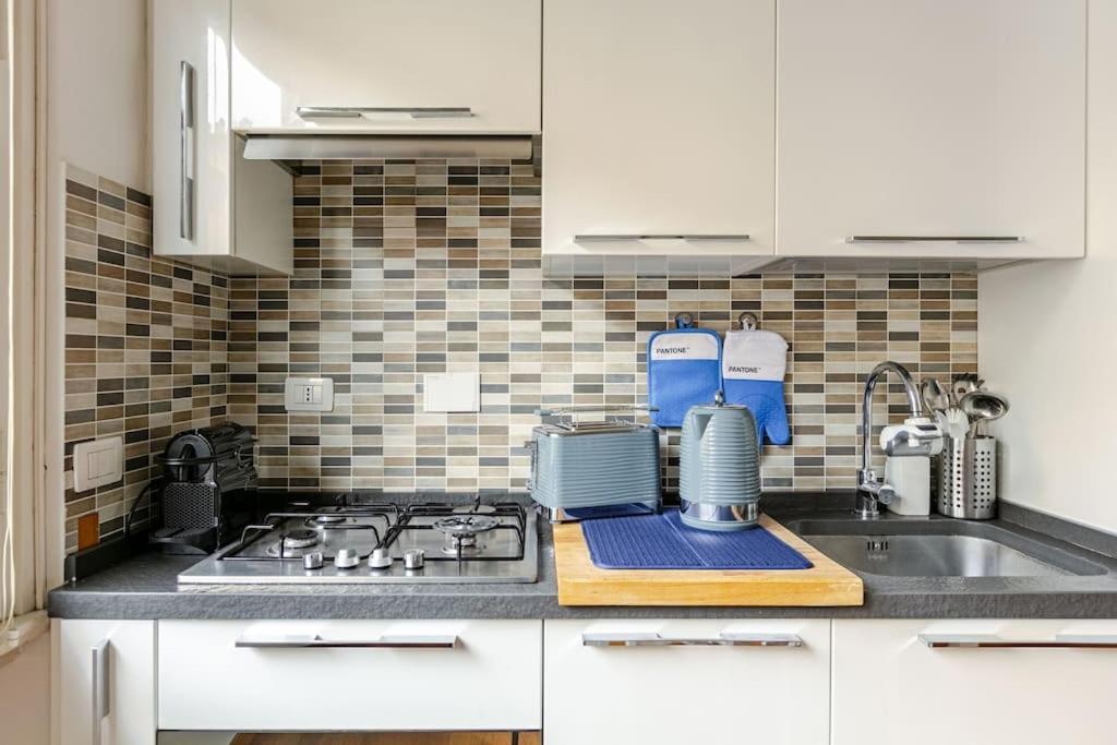 Bright & Cozy, Easy To Reach In Appartement *