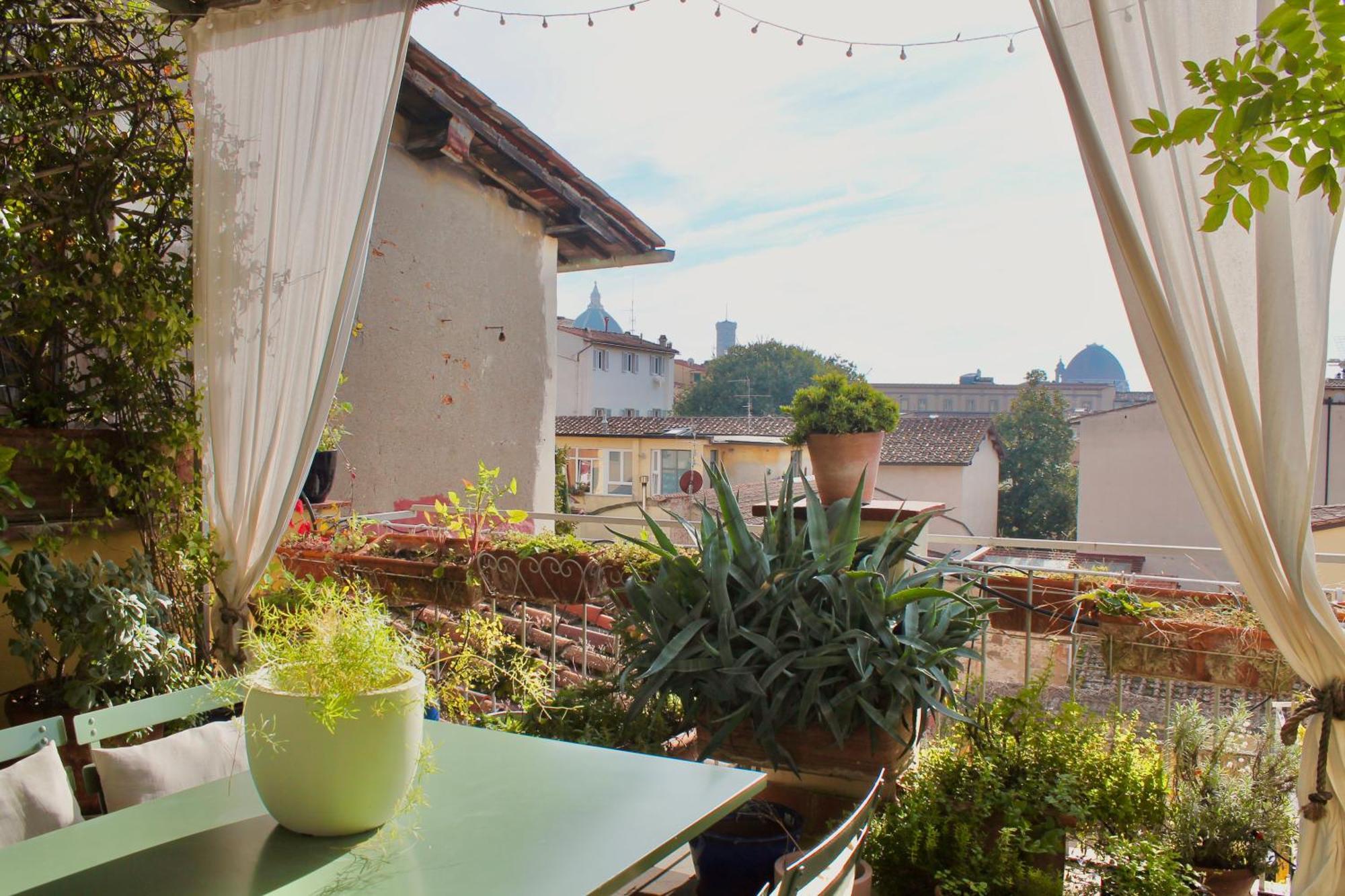 Appartement Attico Con Terrazza Su