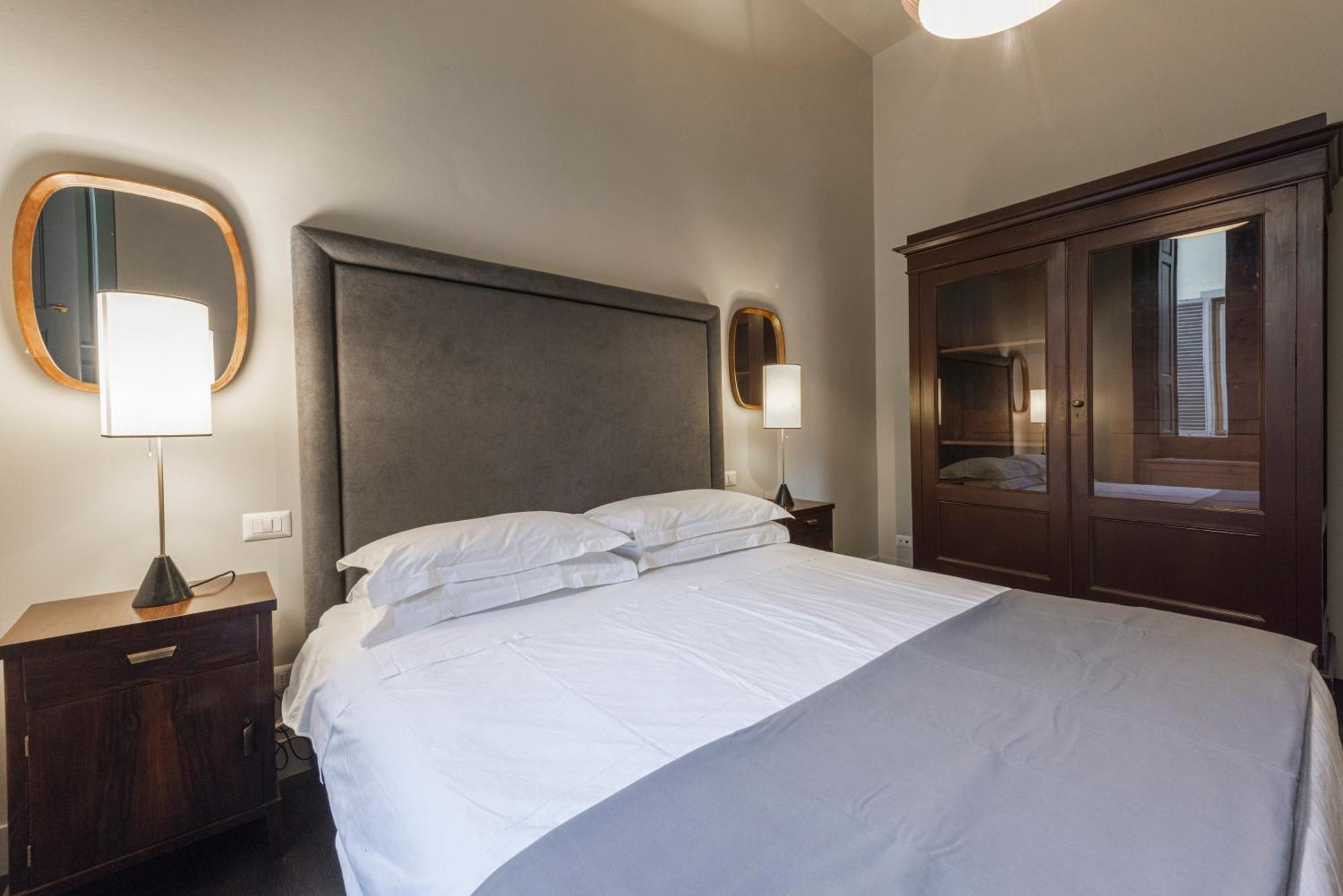 Luxury River View By Mmega Appartement