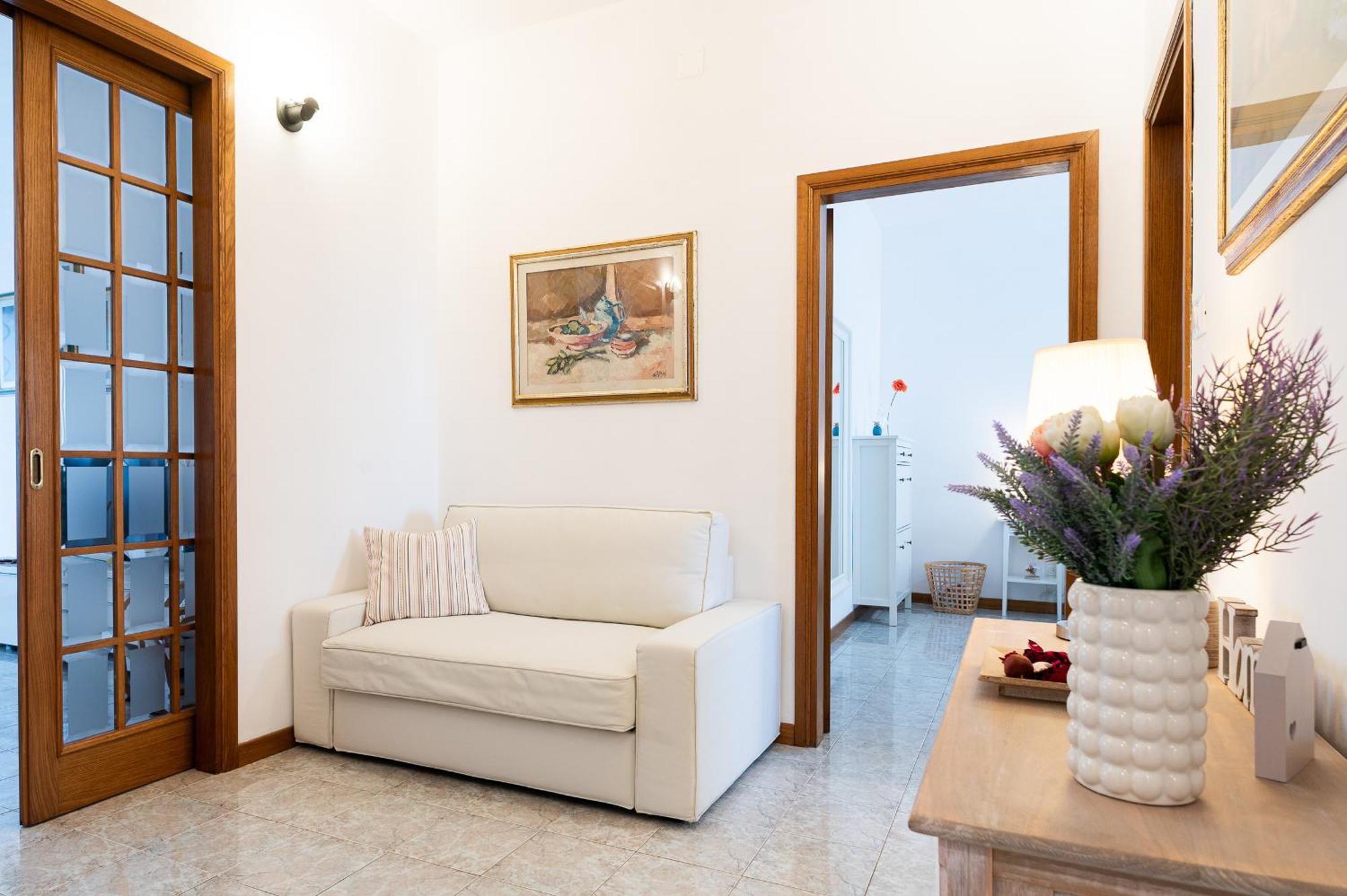 Godi Fiorenza - Duomo A 15 Minuti E Aeroporto A 4 Minuti Con Tramvia T2 Apartment *