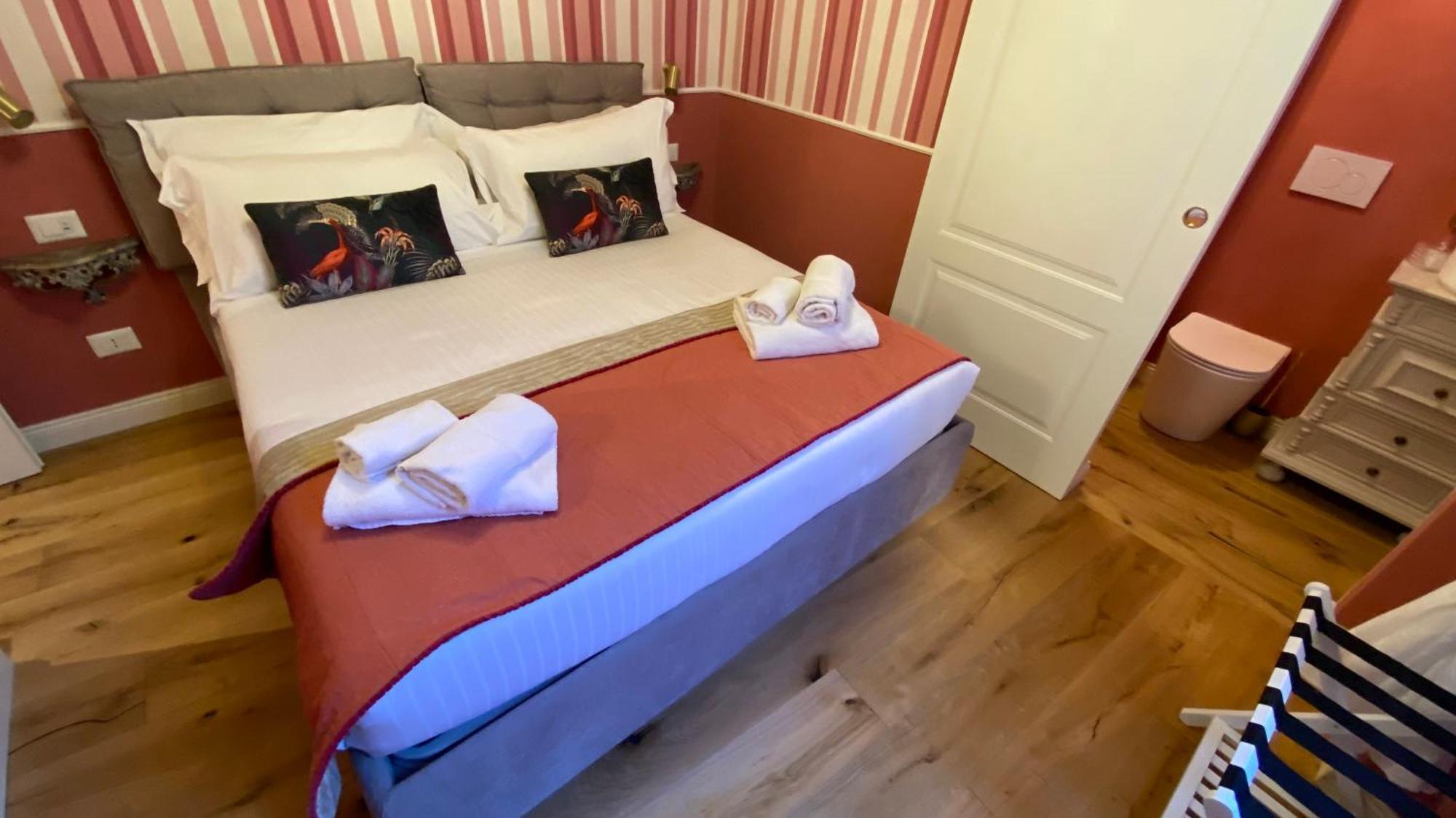Toscanella Royal * Firenze