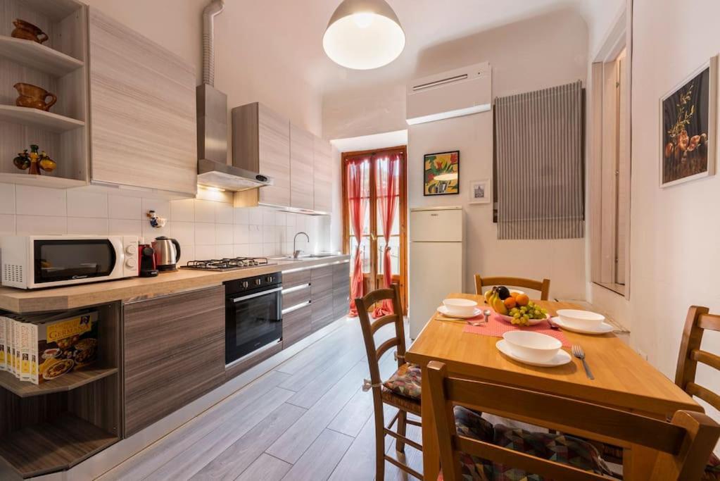 Live Like A Florentine Next To Santa Croce Square Appartement Florence
