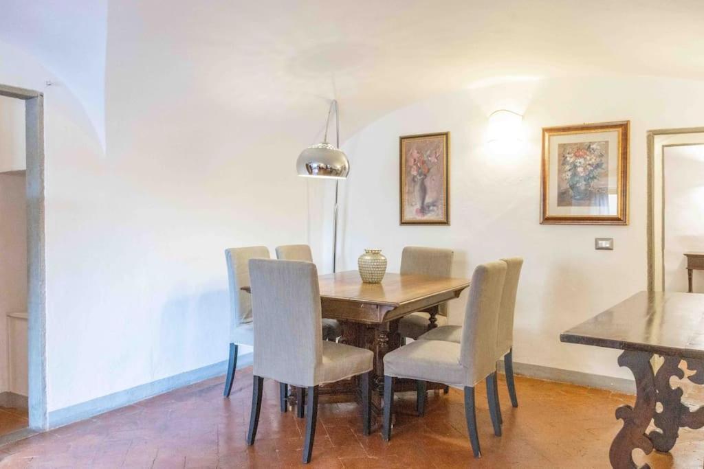Appartement Santo Spirito 2 Bedroom Florence