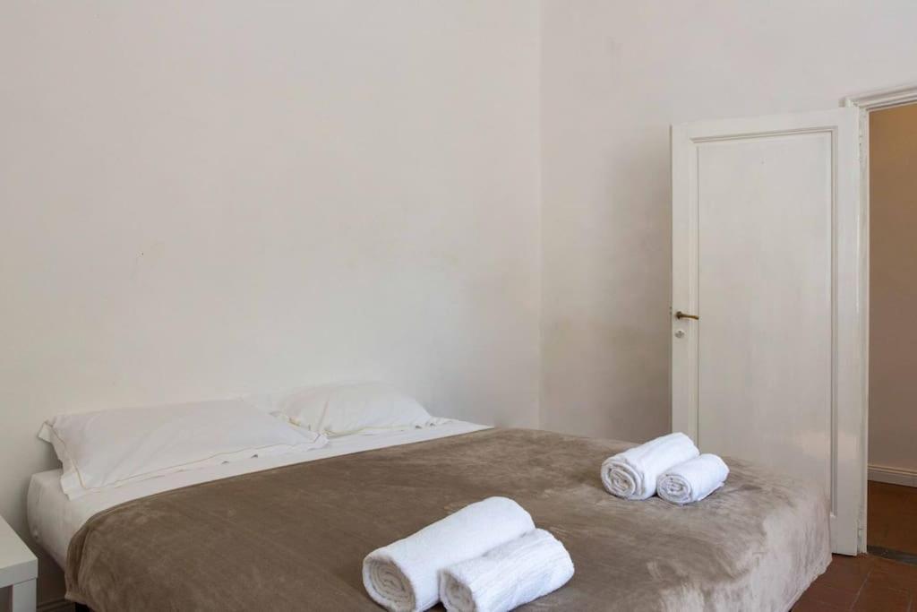 Appartamento Romana 4 Bedrooms With Garden