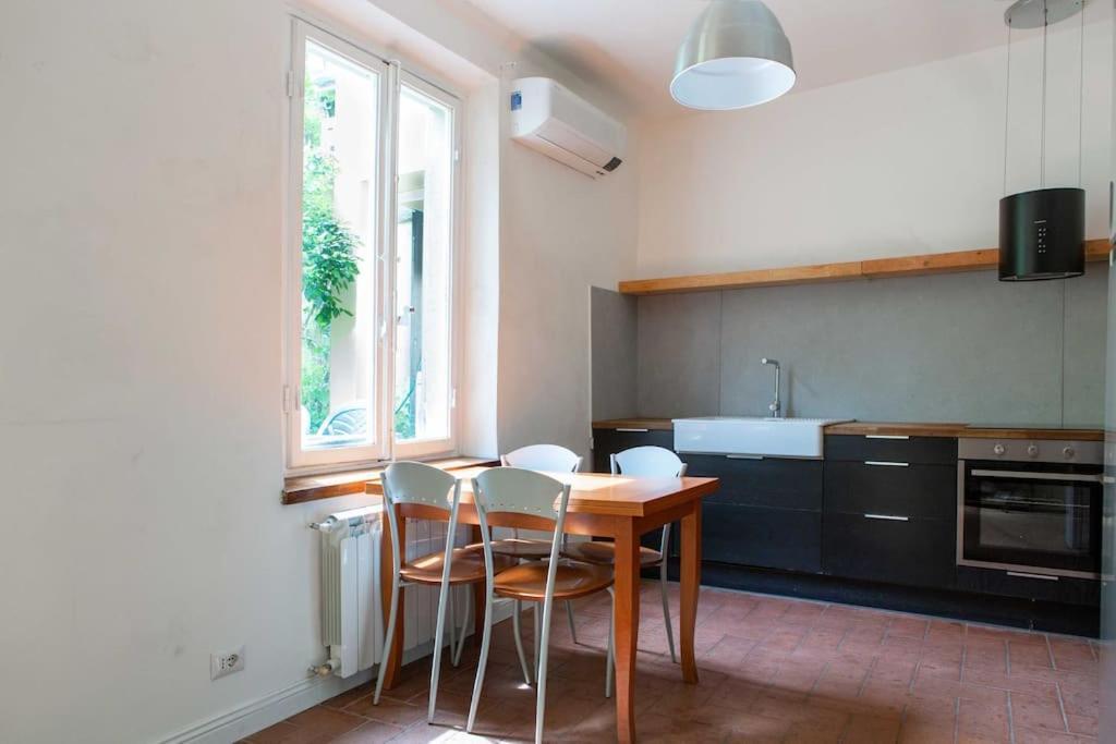 Appartamento Romana 4 Bedrooms With Garden