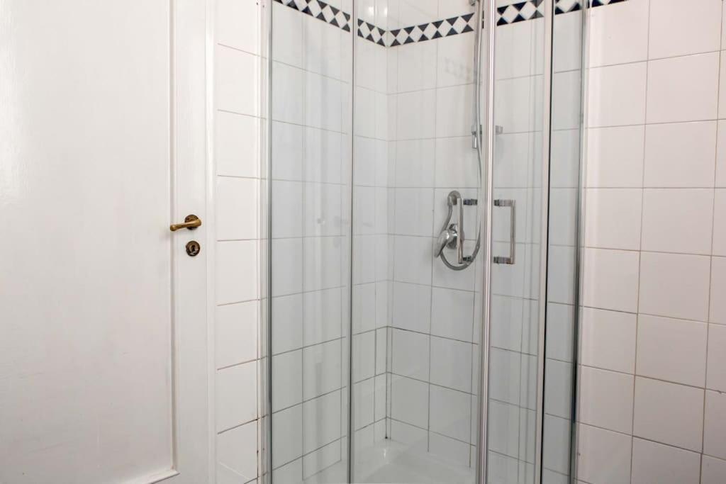 Appartamento Romana 4 Bedrooms With Garden