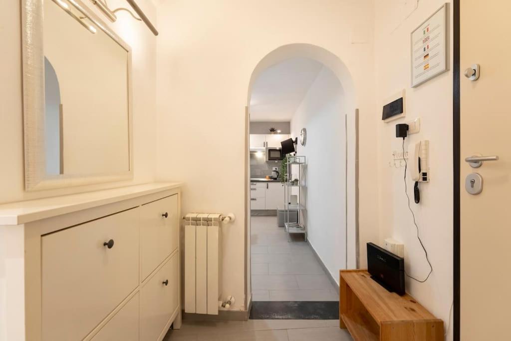 Keys Of Italy - Macci 41 - Sant' Ambrogio One Bedroom Flat Appartement *
