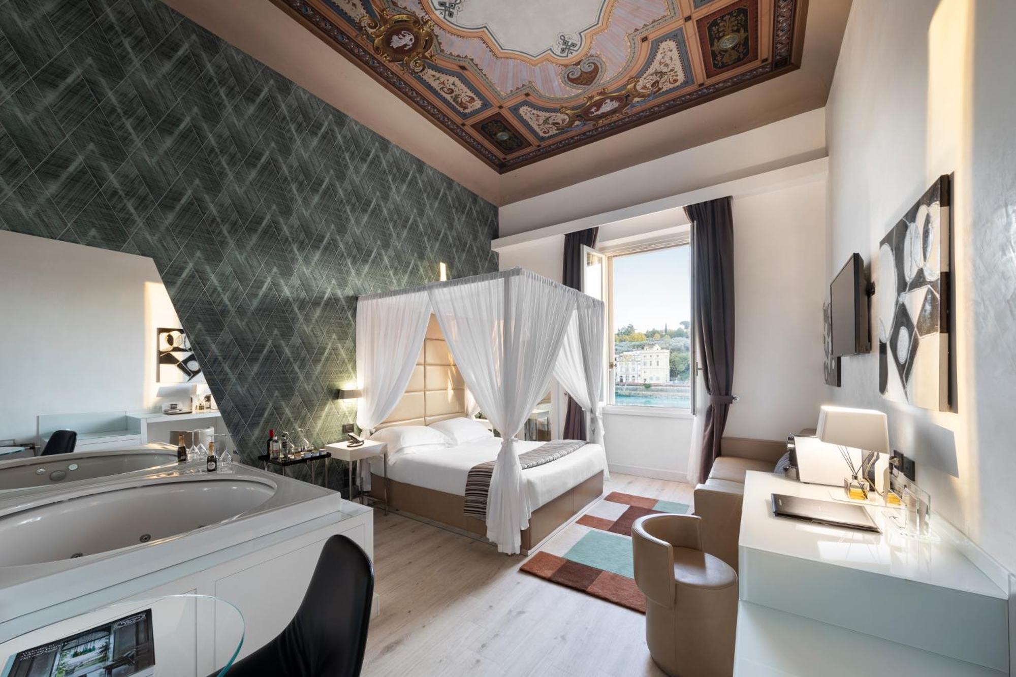 Lhp River&spa Hotel